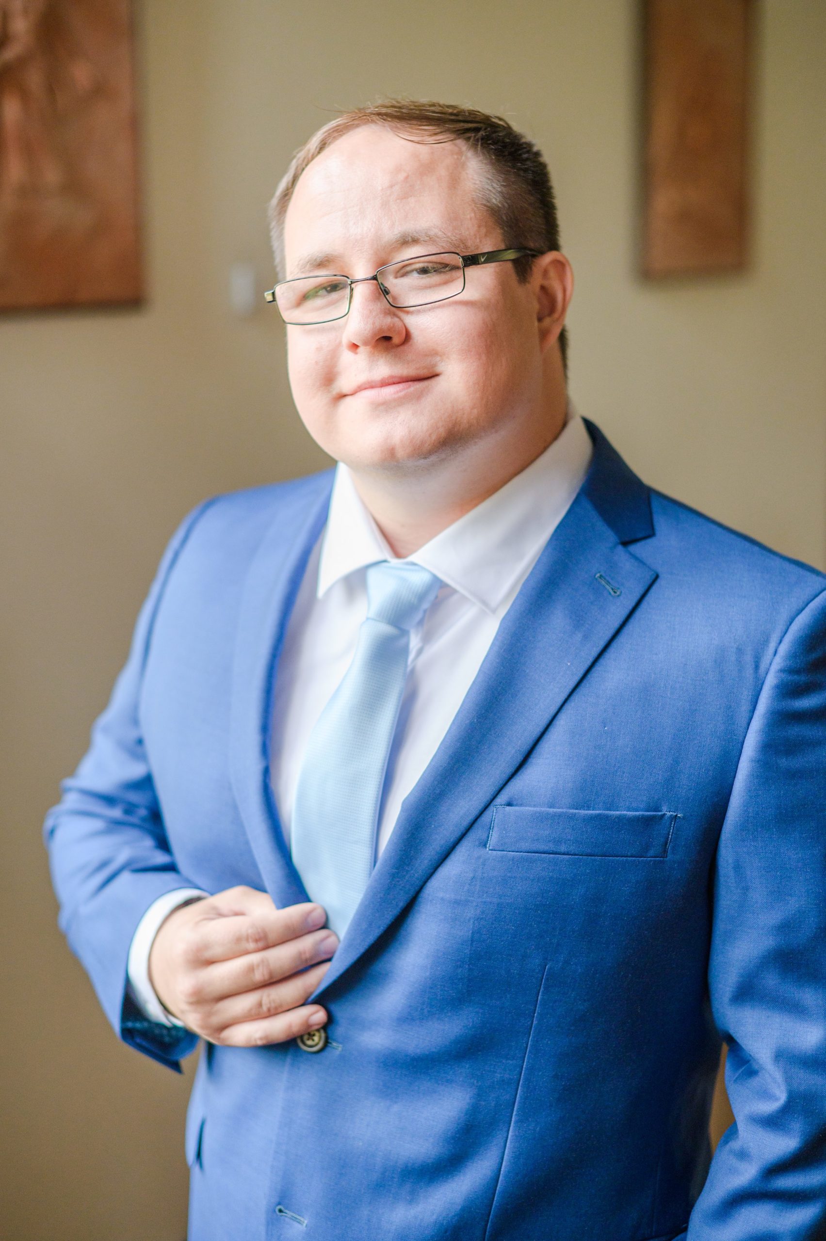 Light Blue Spring Wedding Day at Oxon Hill Manor in Maryland Photographed by Baltimore Wedding Photographer Cait Kramer Photography