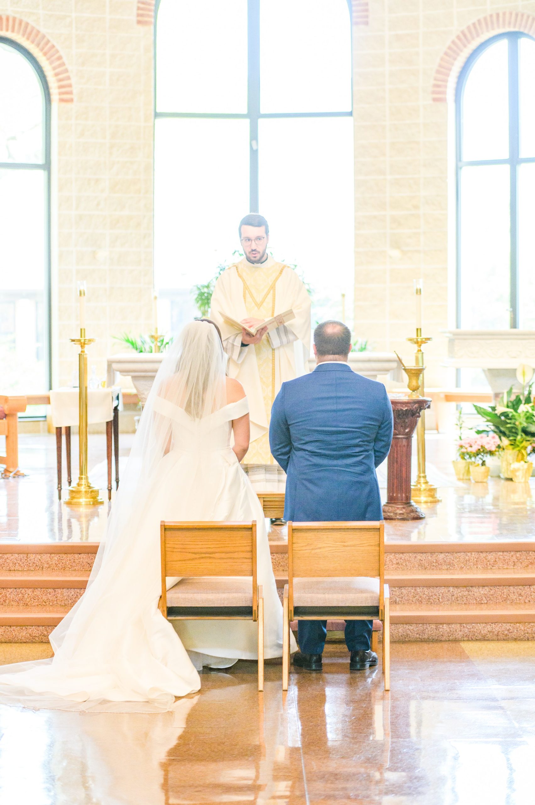 Light Blue Spring Wedding Day at Oxon Hill Manor in Maryland Photographed by Baltimore Wedding Photographer Cait Kramer Photography