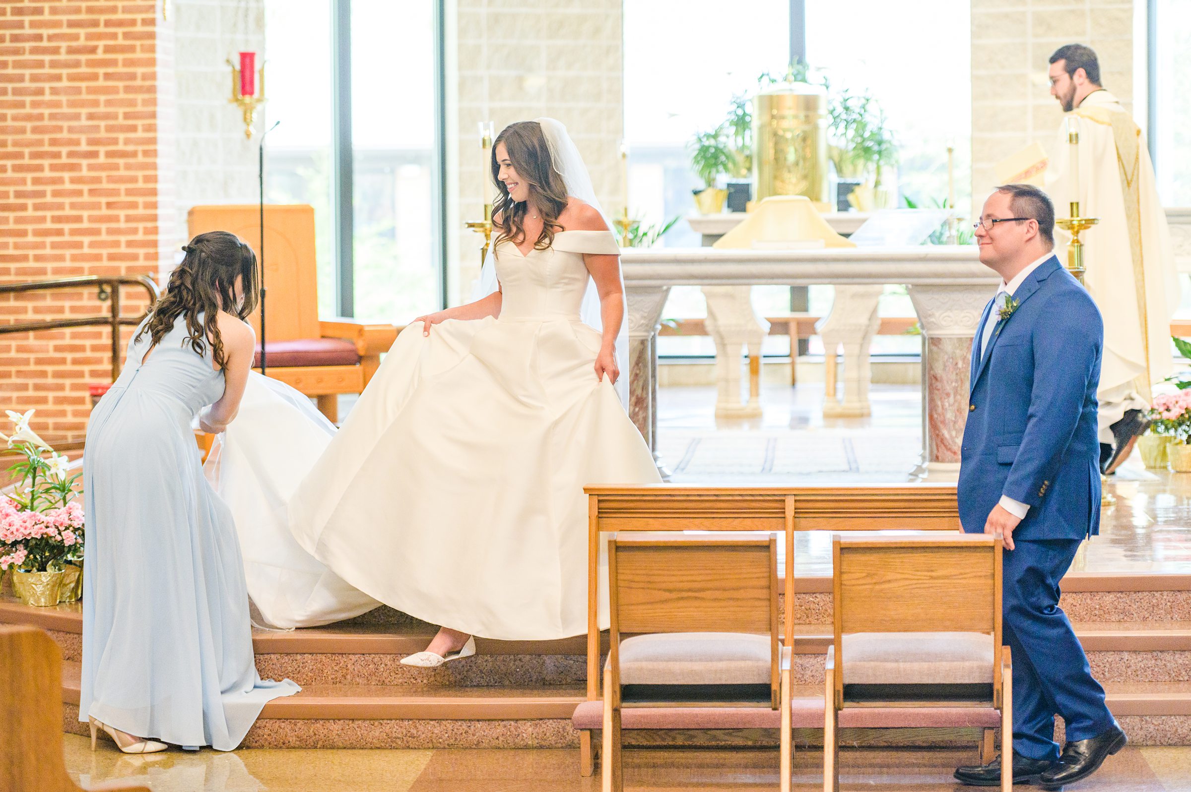 Light Blue Spring Wedding Day at Oxon Hill Manor in Maryland Photographed by Baltimore Wedding Photographer Cait Kramer Photography