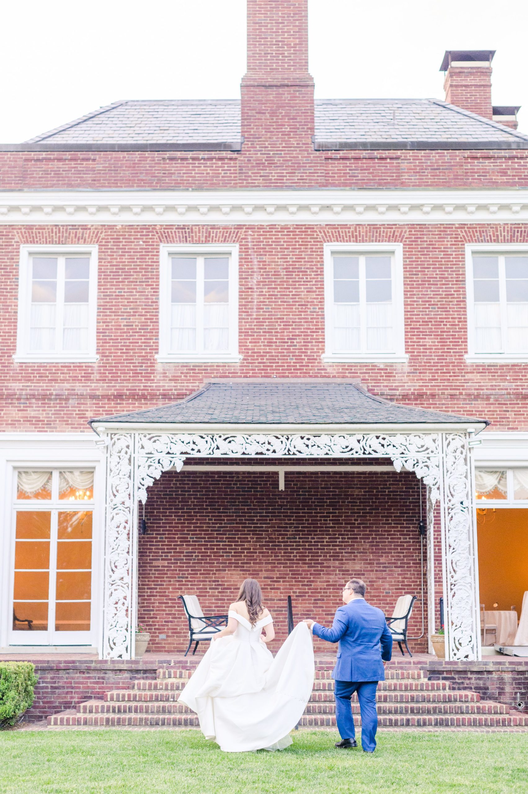 Light Blue Spring Wedding Day at Oxon Hill Manor in Maryland Photographed by Baltimore Wedding Photographer Cait Kramer Photography