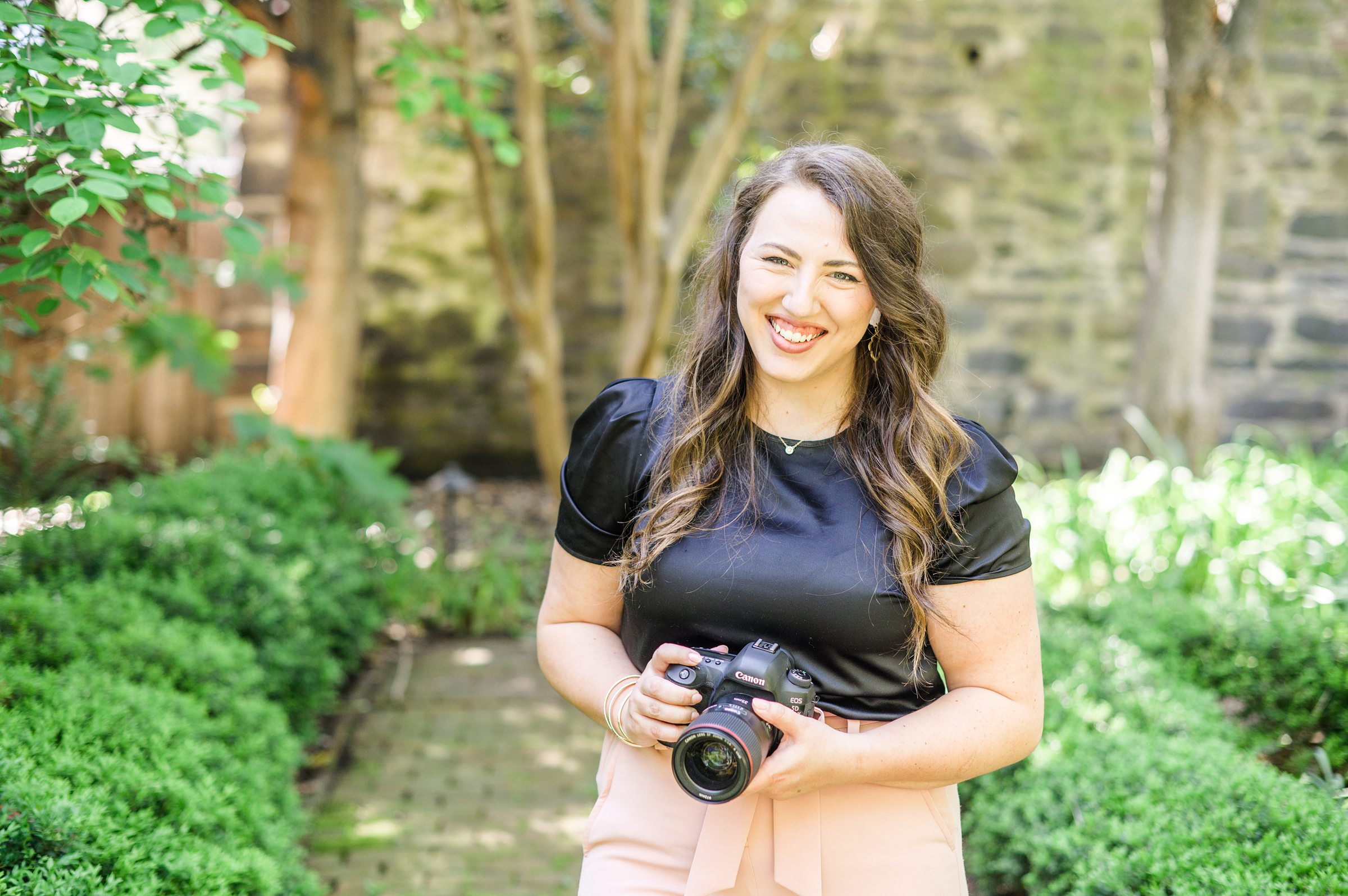 Emily Nicole Photography brand photography session in Old Town Alexandria photographed by Maryland Brand Photographer Cait Kramer