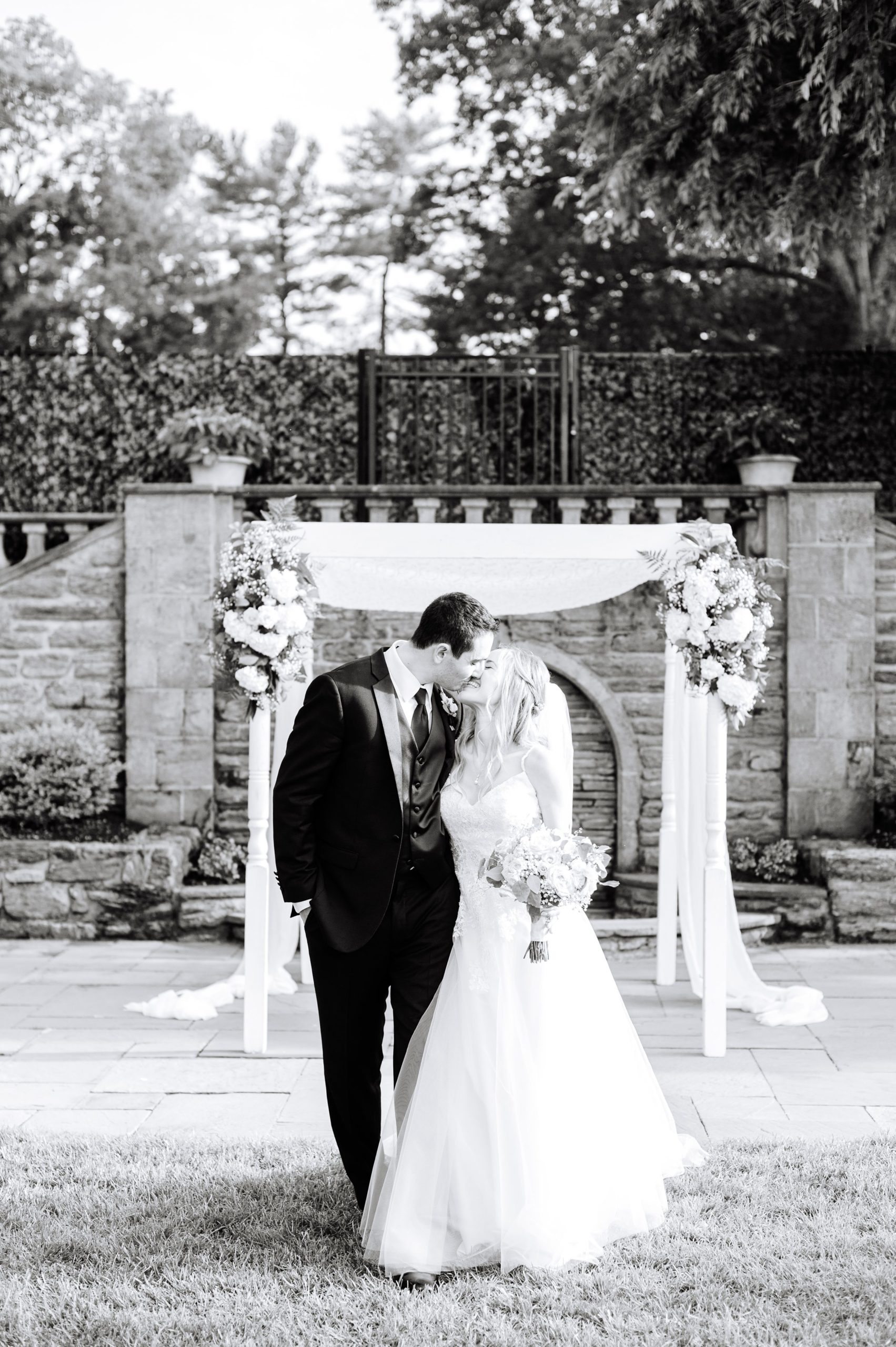 Blush and Slate Blue summer wedding day at Bluestone Country Club Photographed by Baltimore Wedding Photographer Cait Kramer Photography