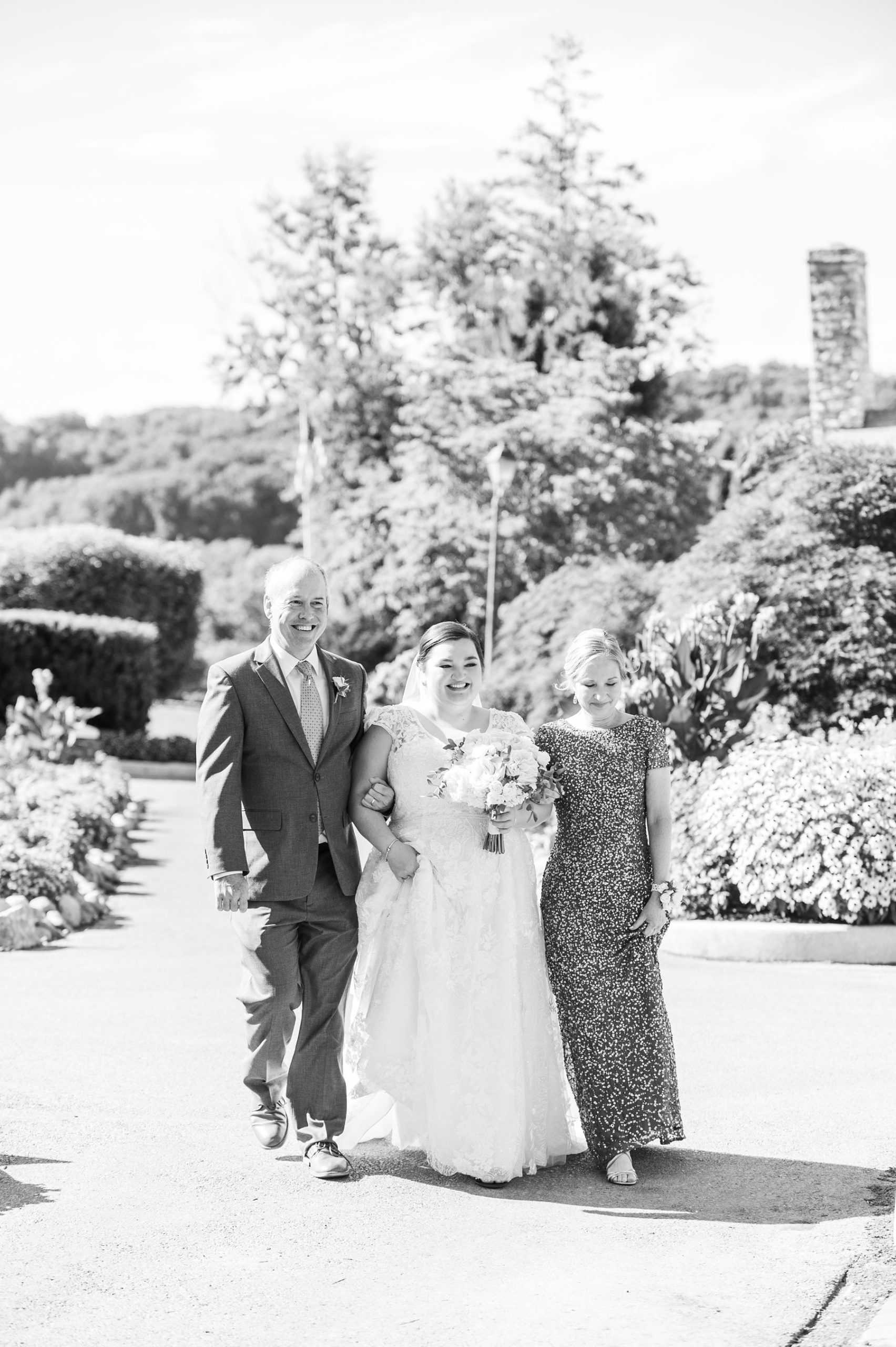 Royal Blue summer wedding day at Downingtown Country Club Photographed by Baltimore Wedding Photographer Cait Kramer Photography