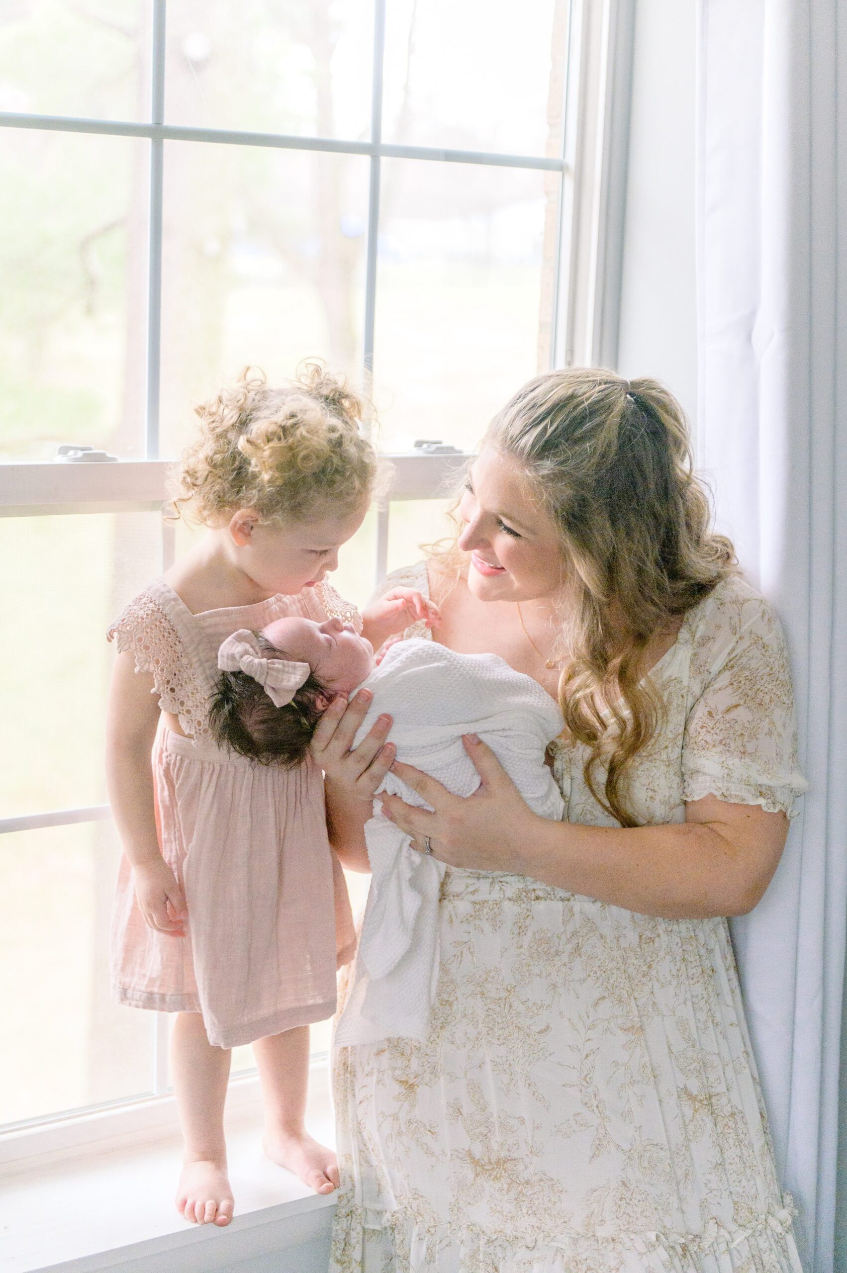 In home newborn photography session photographed by Baltimore Newborn Photographer Cait Kramer