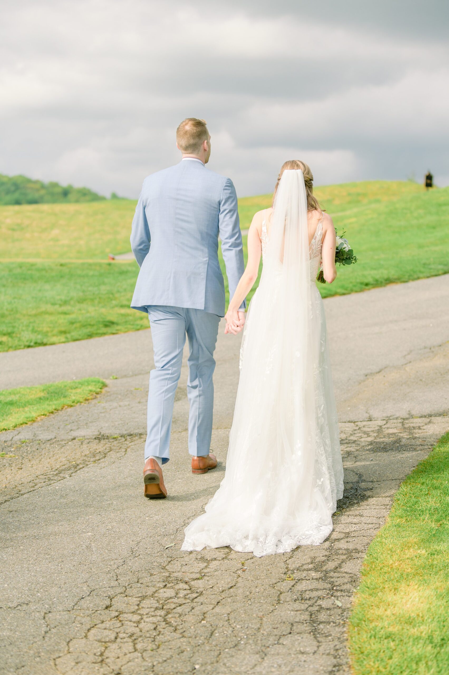 Light Blue Spring wedding day at Catoctin Hall at Musket Ridge Photographed by Baltimore Wedding Photographer Cait Kramer Photography