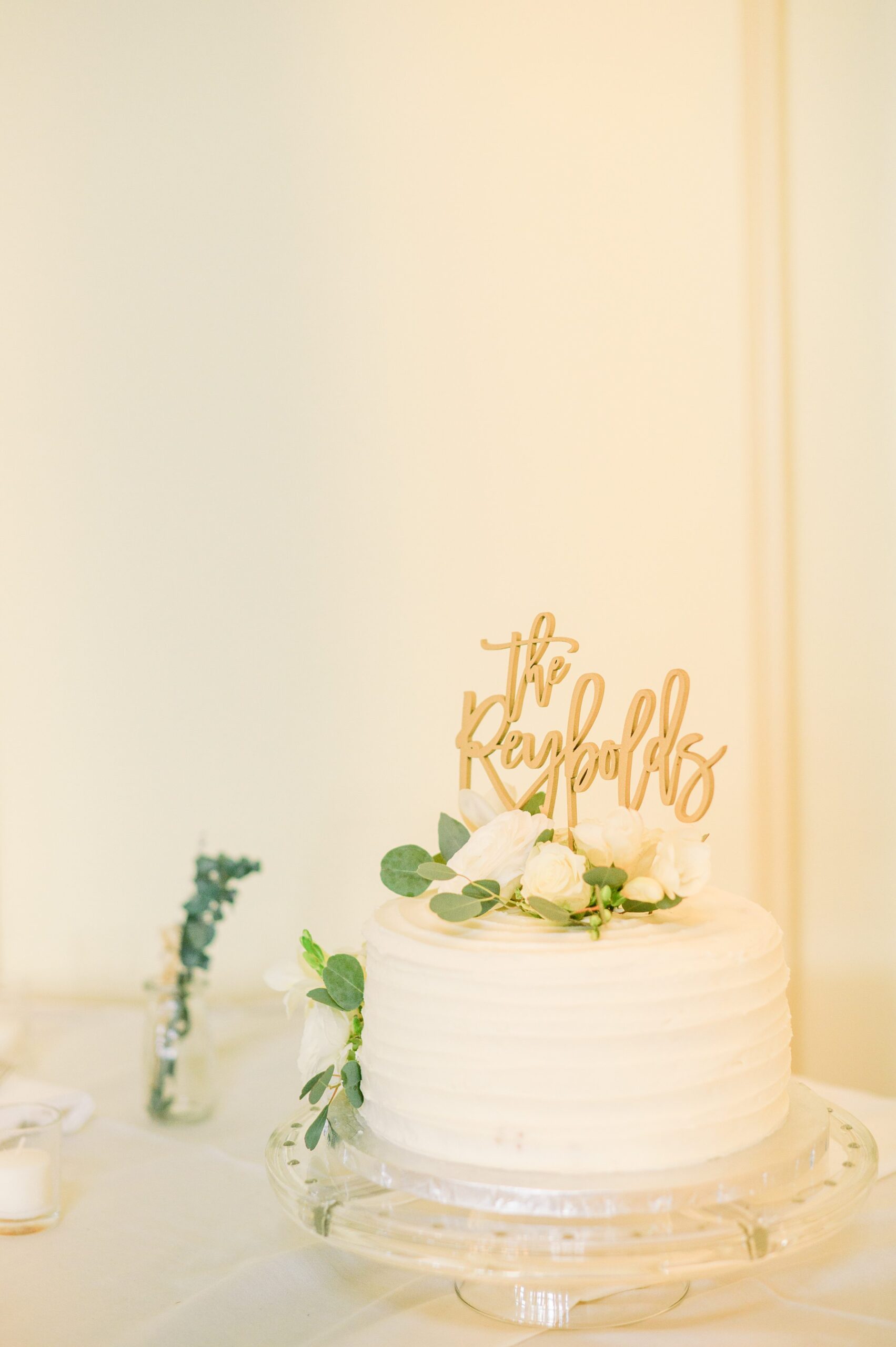 Light Blue Spring wedding day at Catoctin Hall at Musket Ridge Photographed by Baltimore Wedding Photographer Cait Kramer Photography