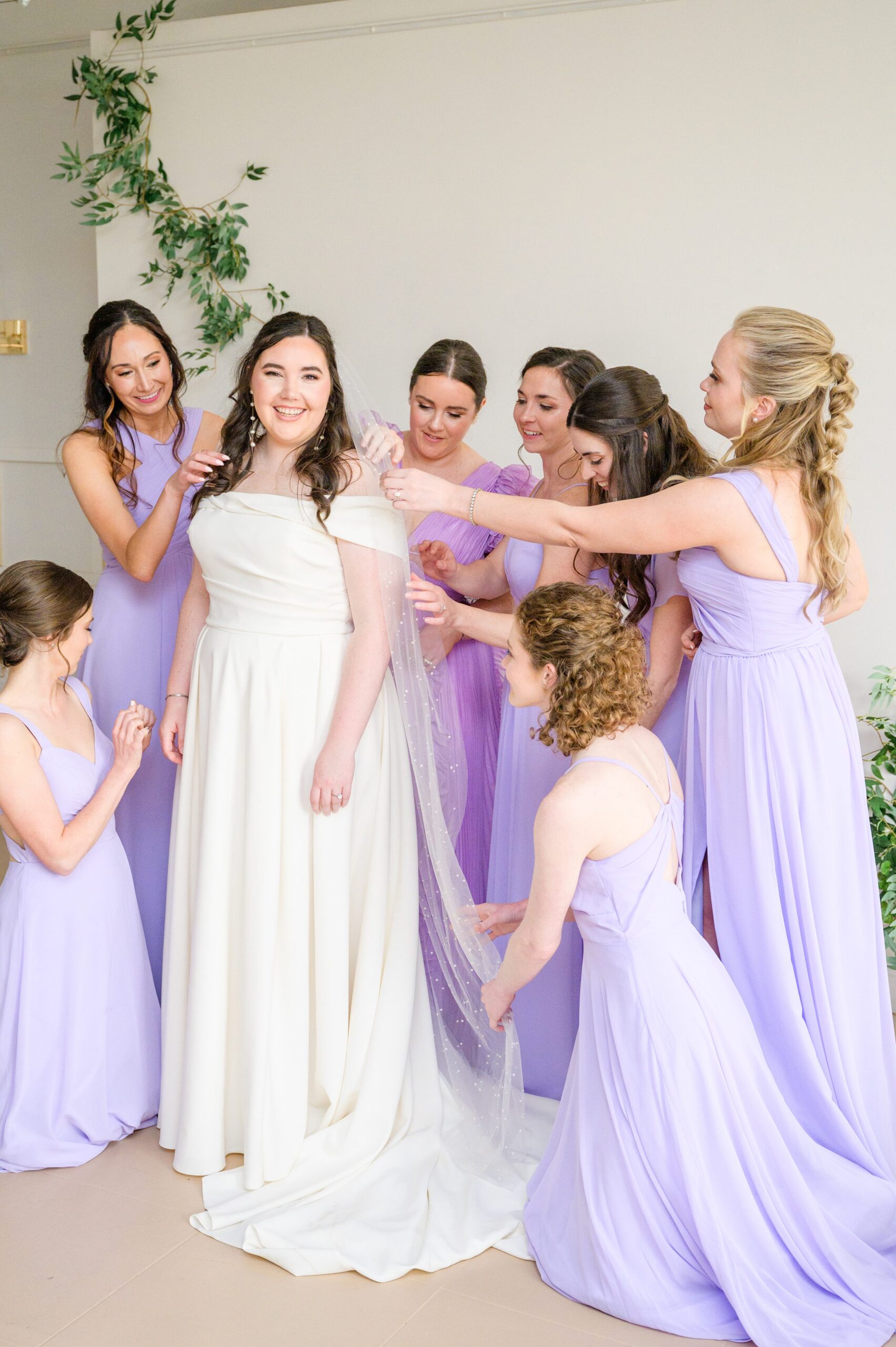 Lilac Spring wedding day at Glenmaura National Golf Club Photographed by Baltimore Wedding Photographer Cait Kramer Photography