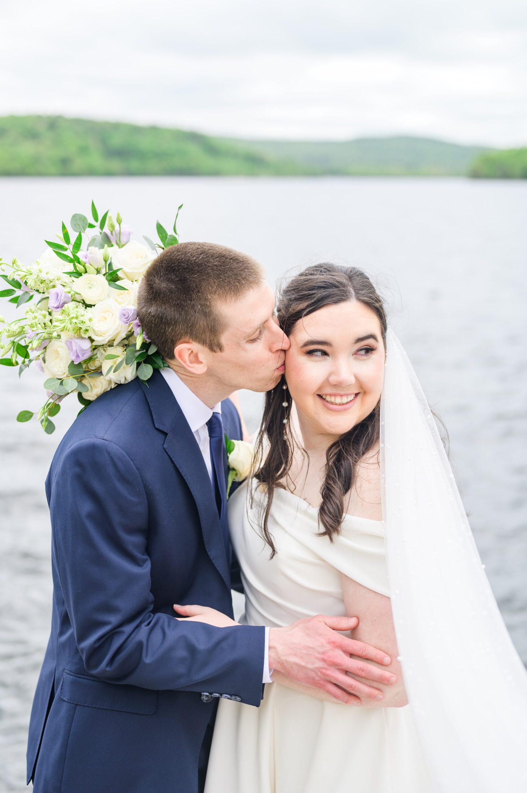 Lilac Spring wedding day at Glenmaura National Golf Club Photographed by Baltimore Wedding Photographer Cait Kramer Photography