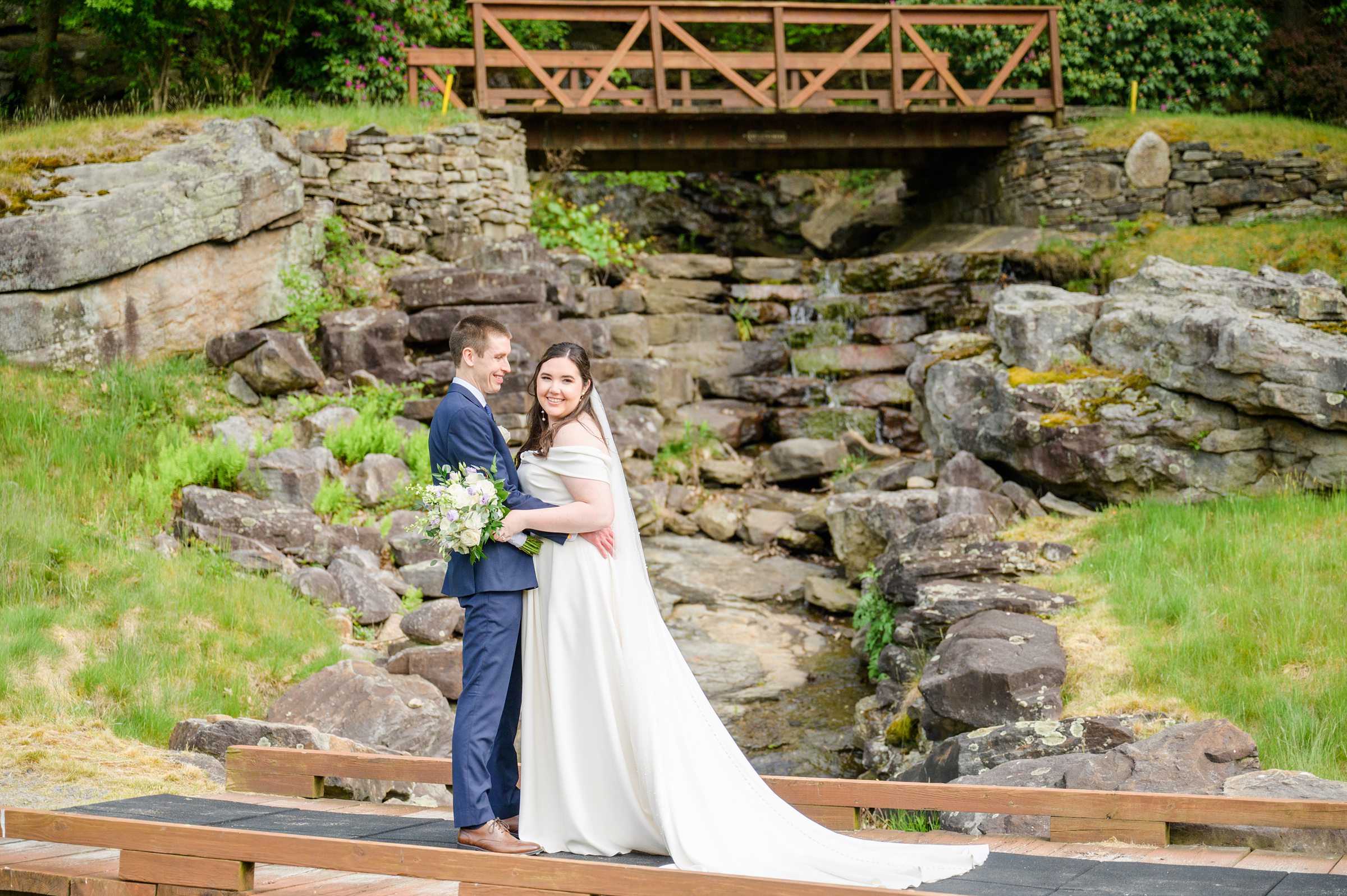 Lilac Spring wedding day at Glenmaura National Golf Club Photographed by Baltimore Wedding Photographer Cait Kramer Photography