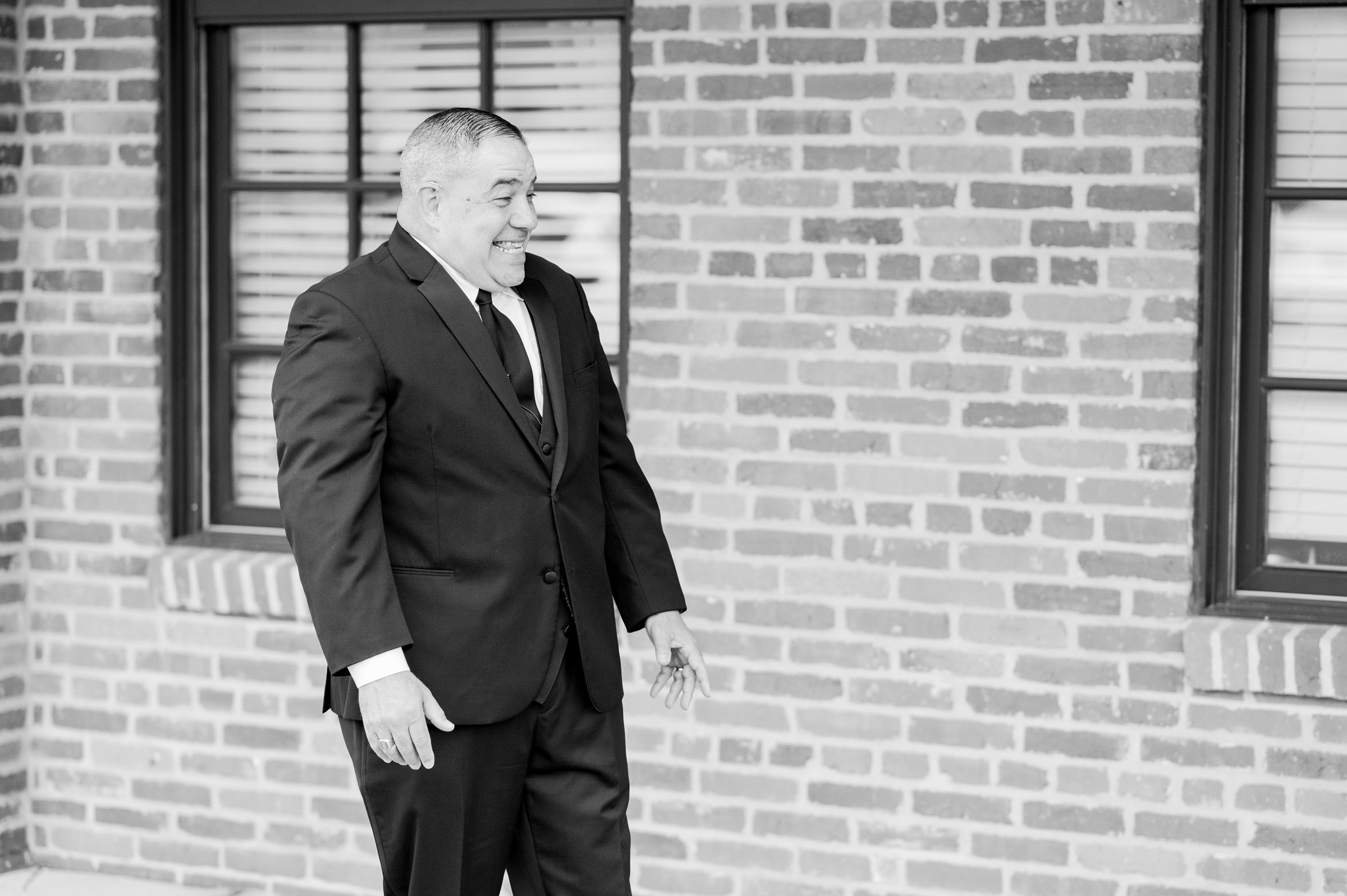 Neutral and Elegant summer wedding day at the Cork Factory Hotel in Lancaster, Pennsylvania Photographed by Baltimore Wedding Photographer Cait Kramer Photography