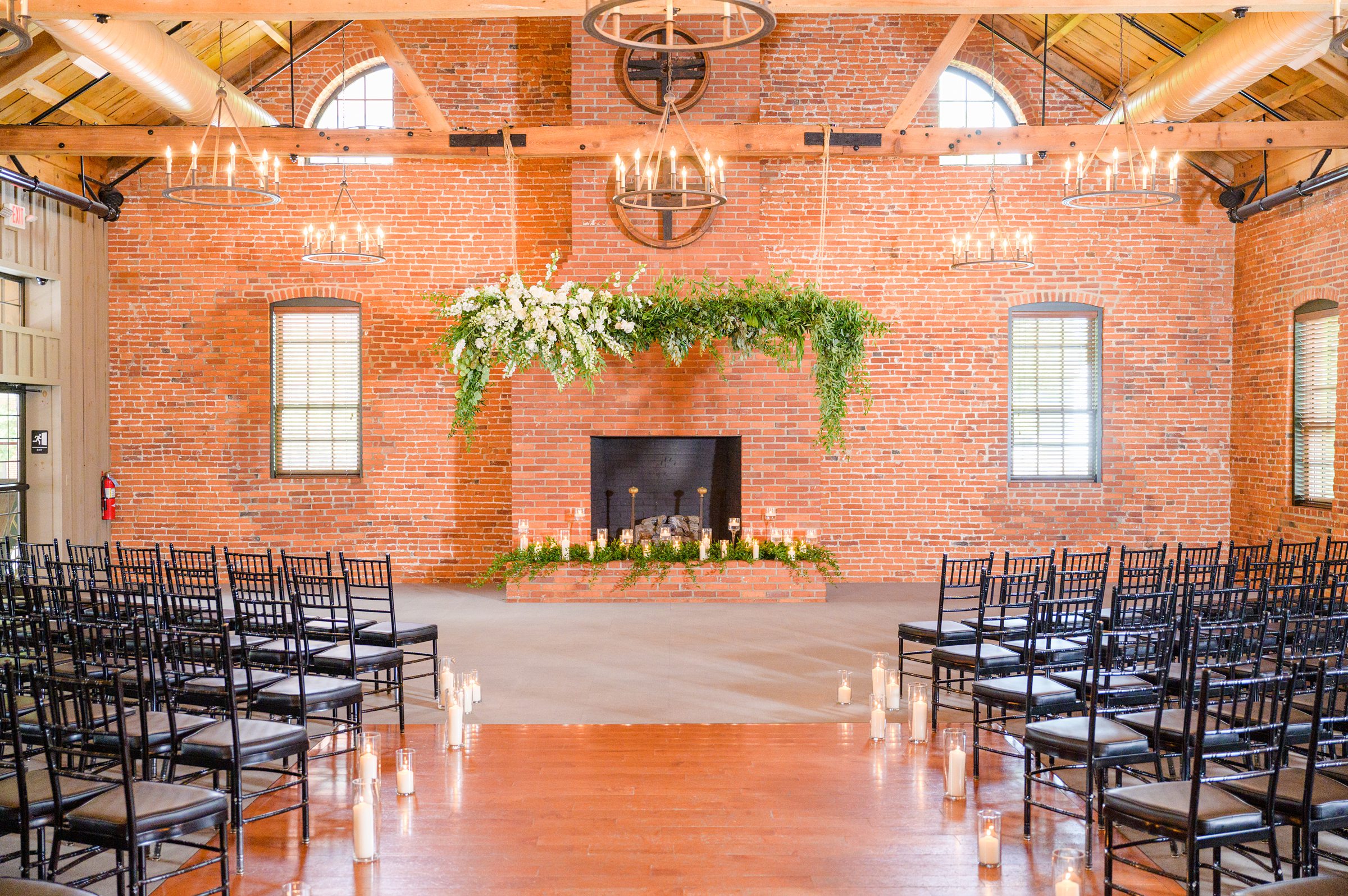 Neutral and Elegant summer wedding day at the Cork Factory Hotel in Lancaster, Pennsylvania Photographed by Baltimore Wedding Photographer Cait Kramer Photography