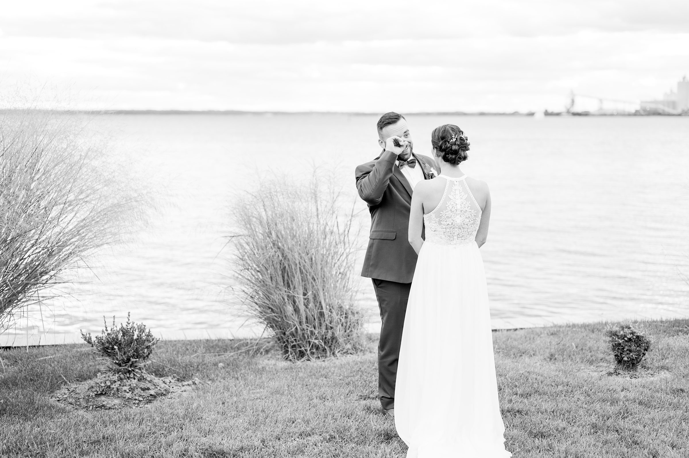 Bayfront Club wedding photos in Edgemere, Maryland photographed by Baltimore Wedding Photographer Cait Kramer