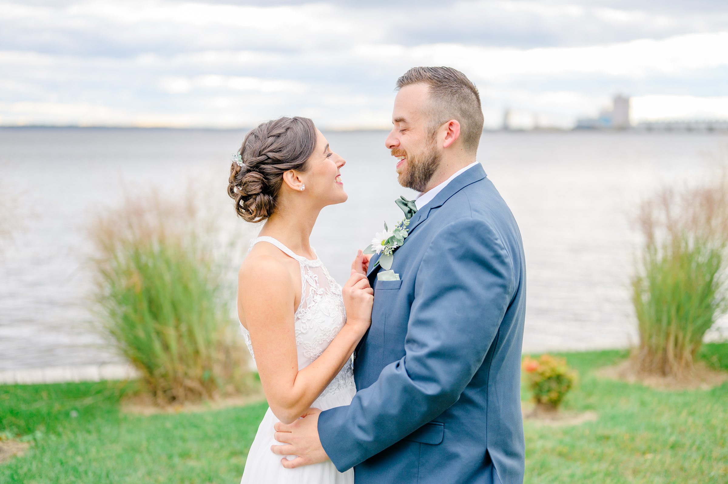 Bayfront Club wedding photos in Edgemere, Maryland photographed by Baltimore Wedding Photographer Cait Kramer