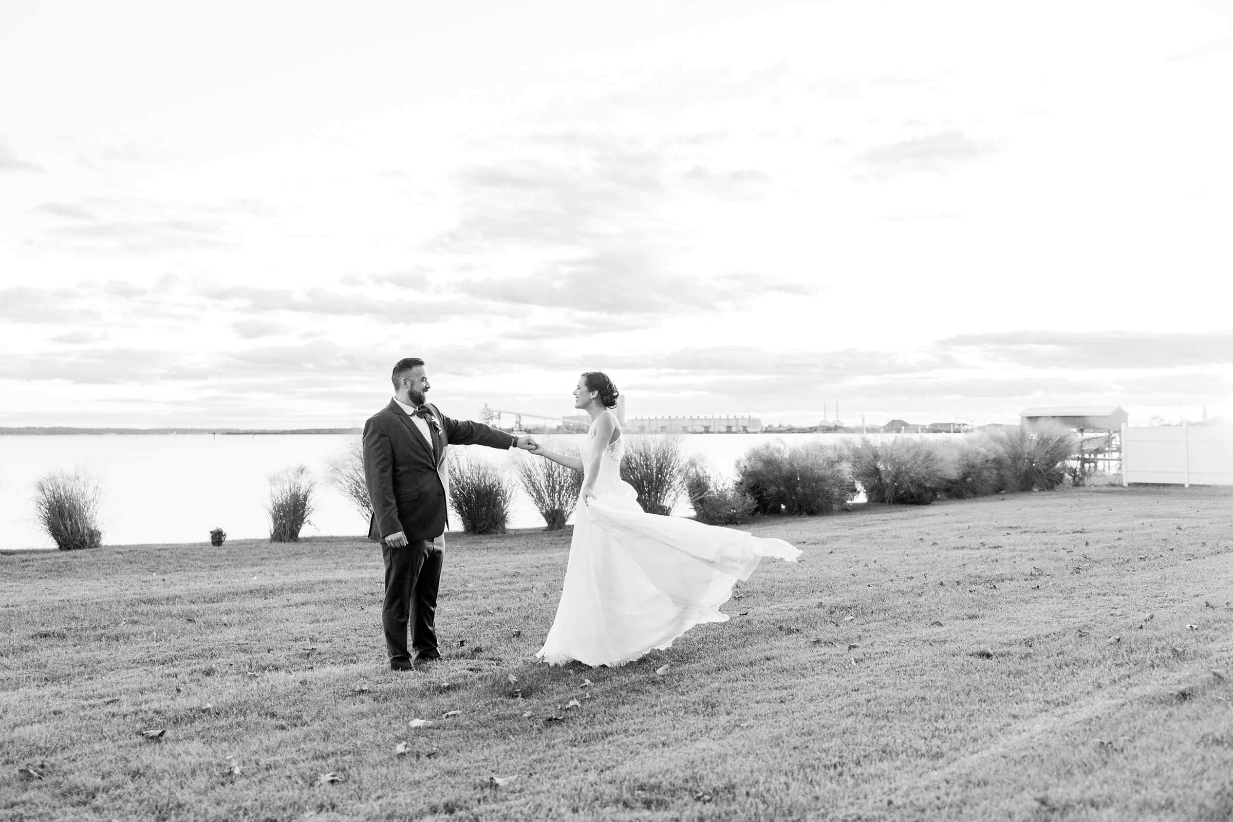 Bayfront Club wedding photos in Edgemere, Maryland photographed by Baltimore Wedding Photographer Cait Kramer