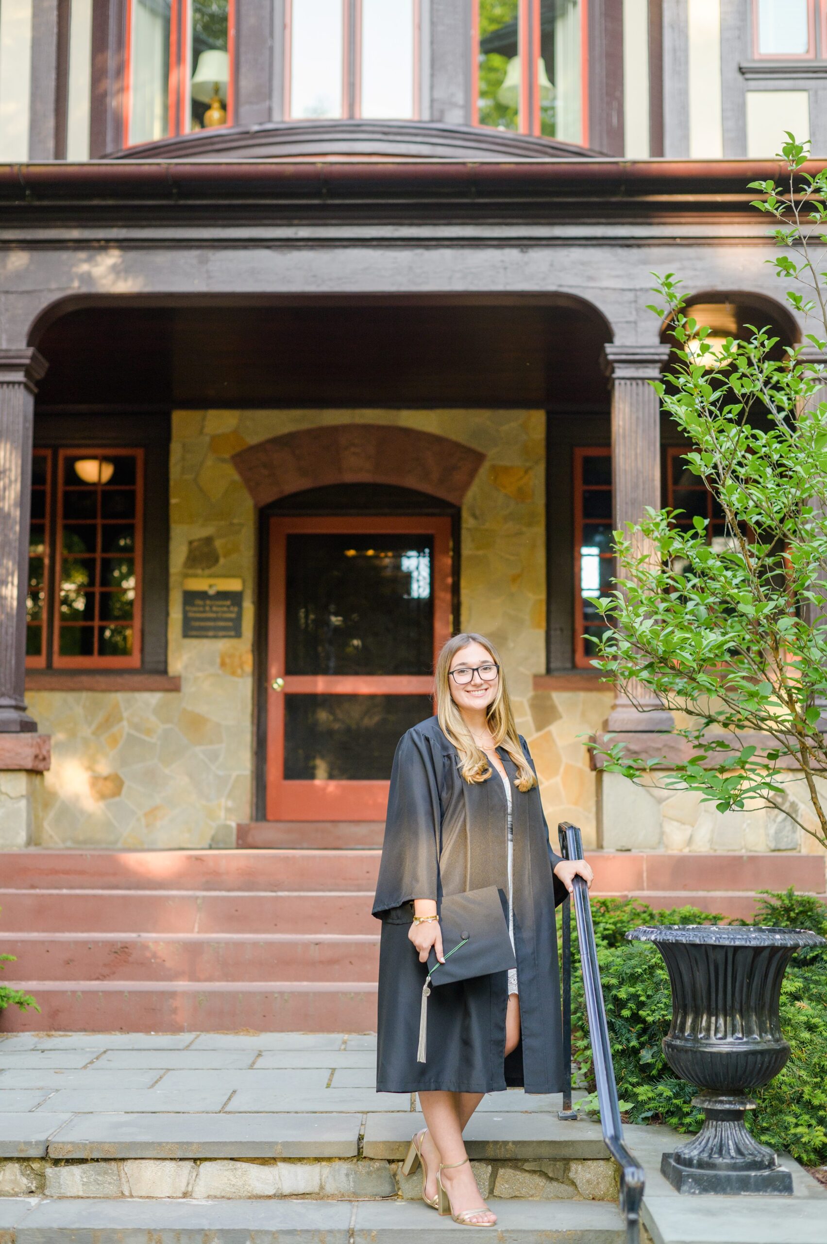 Grad photos at Loyola University Maryland photographed by Baltimore Photographer Cait Kramer