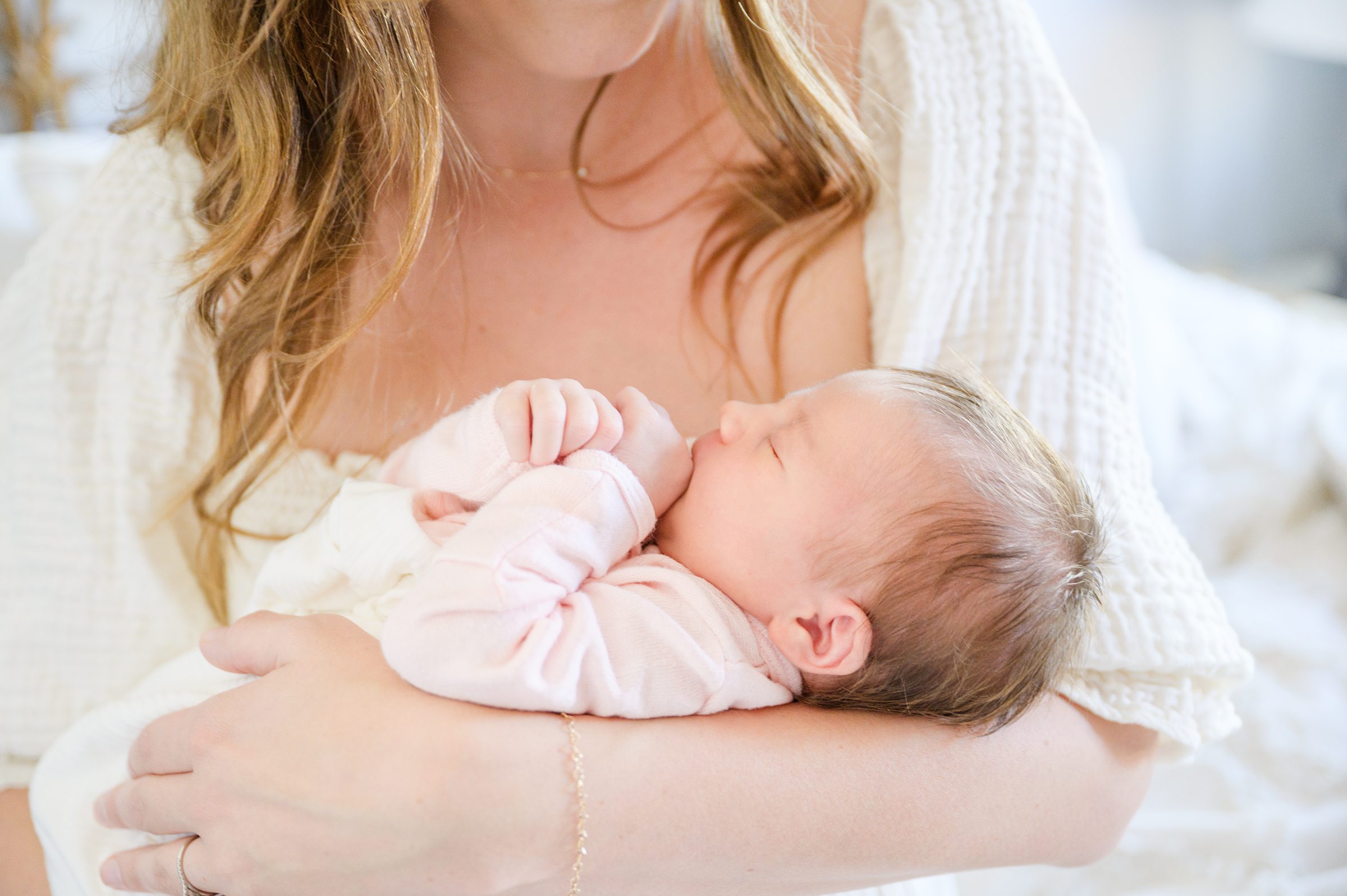 Newborn photos at an in-home lifestyle newborn session in Baltimore, Maryland photographed by Baltimore Maternity Photographer Cait Kramer.