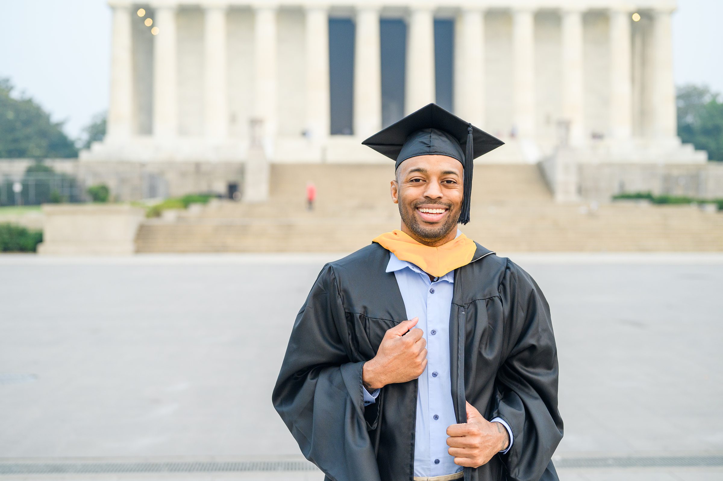 Brand and Christine's Graduation Photos on the National Mall photographed by Baltimore Photographer Cait Kramer