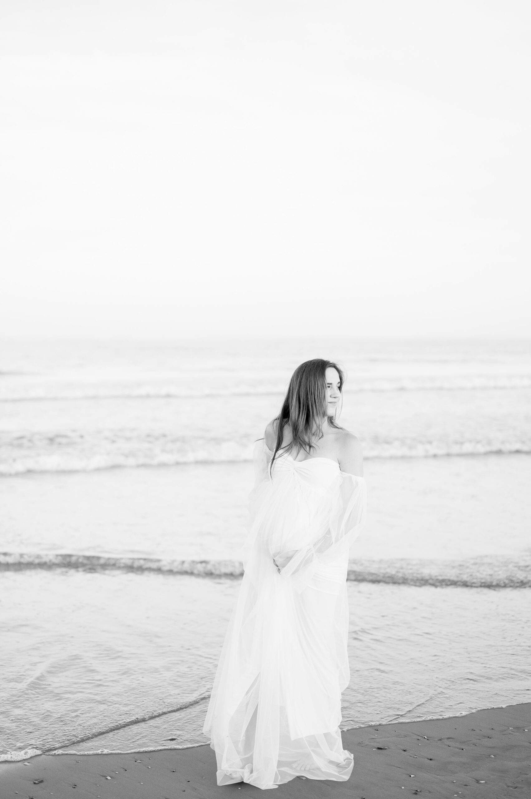 Stone Harbor Maternity Portraits in Cape May photographed by Baltimore Newborn and Family Photographer Cait Kramer Photography.