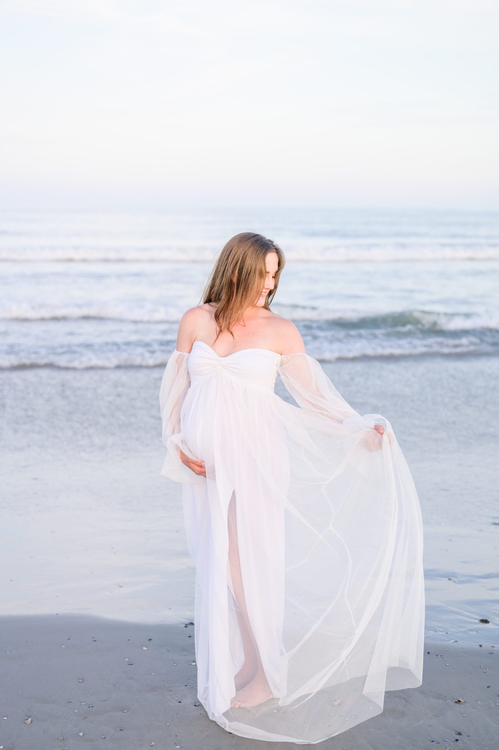 Stone Harbor Maternity Portraits in Cape May photographed by Baltimore Newborn and Family Photographer Cait Kramer Photography.