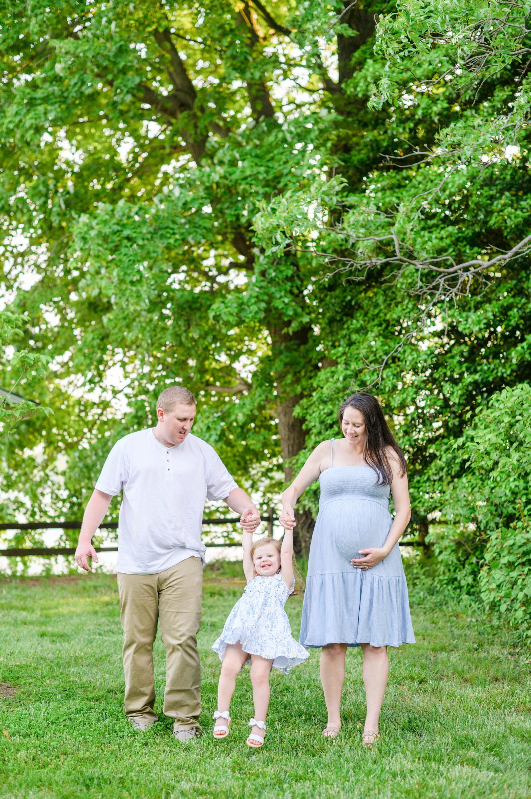 Waterfront maternity portrait session photographed by Baltimore Maternity and Newborn Photographer Cait Kramer.