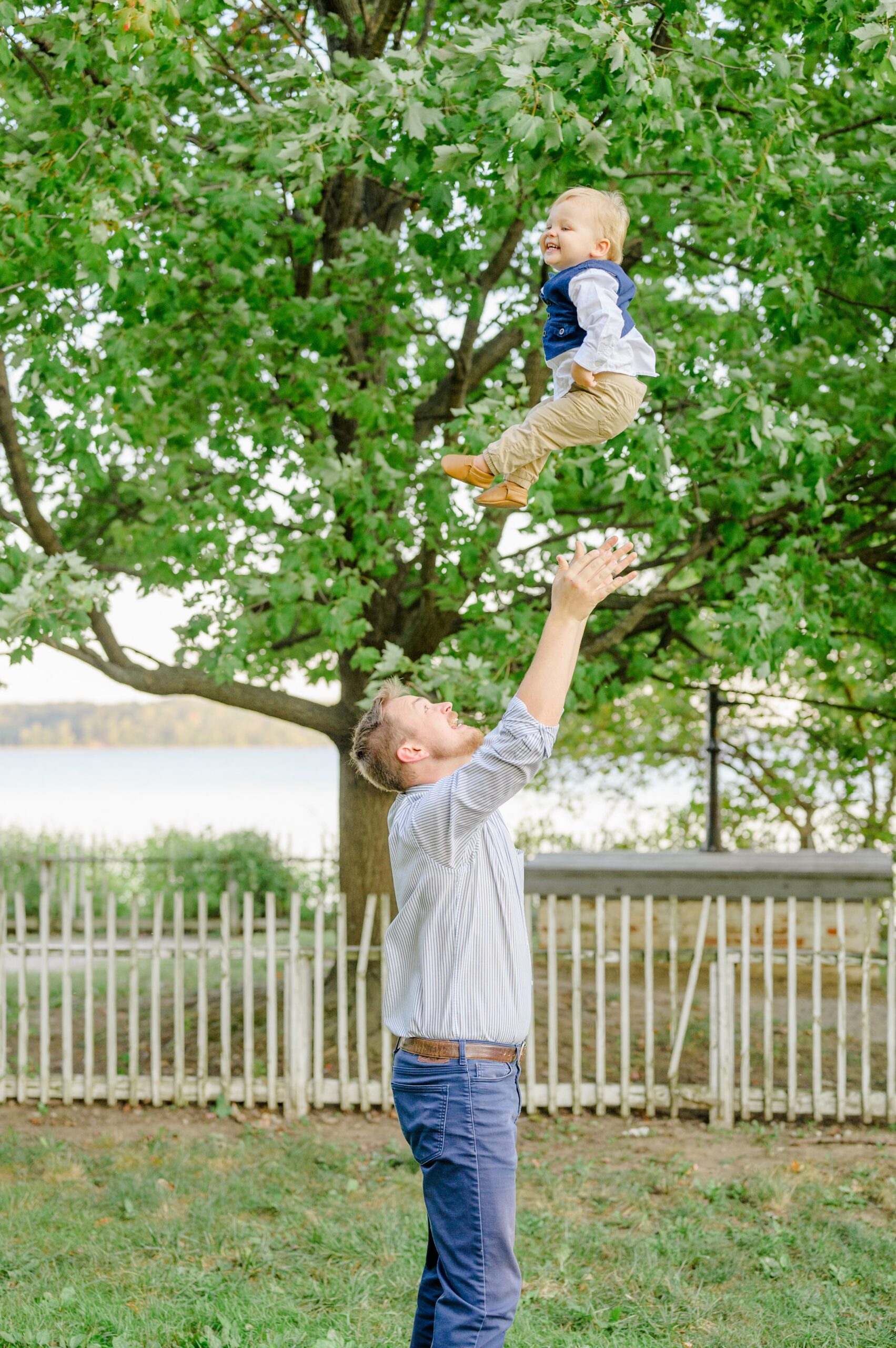 Maternity and family portrait session at Jones Point Park in Alexandria, Virginia photographed by Baltimore Maternity Photographer Cait Kramer Photography.