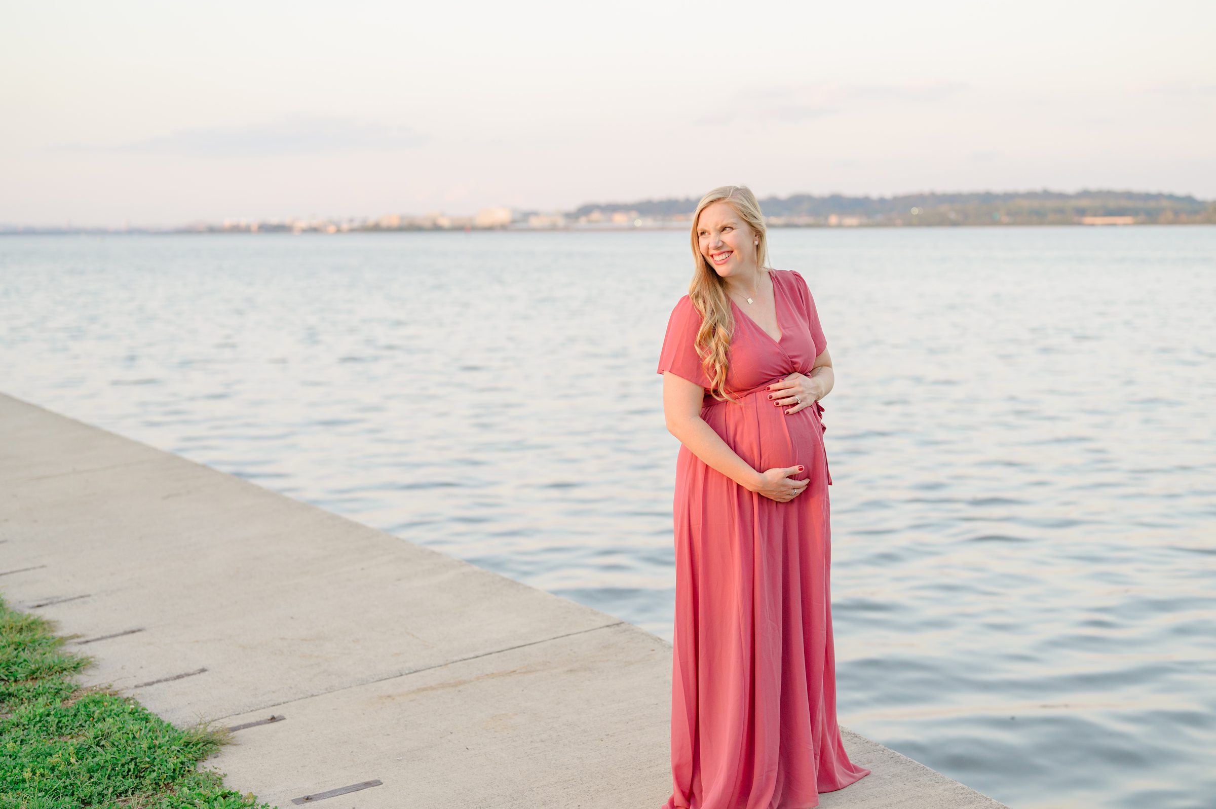 Maternity and family portrait session at Jones Point Park in Alexandria, Virginia photographed by Baltimore Maternity Photographer Cait Kramer Photography.