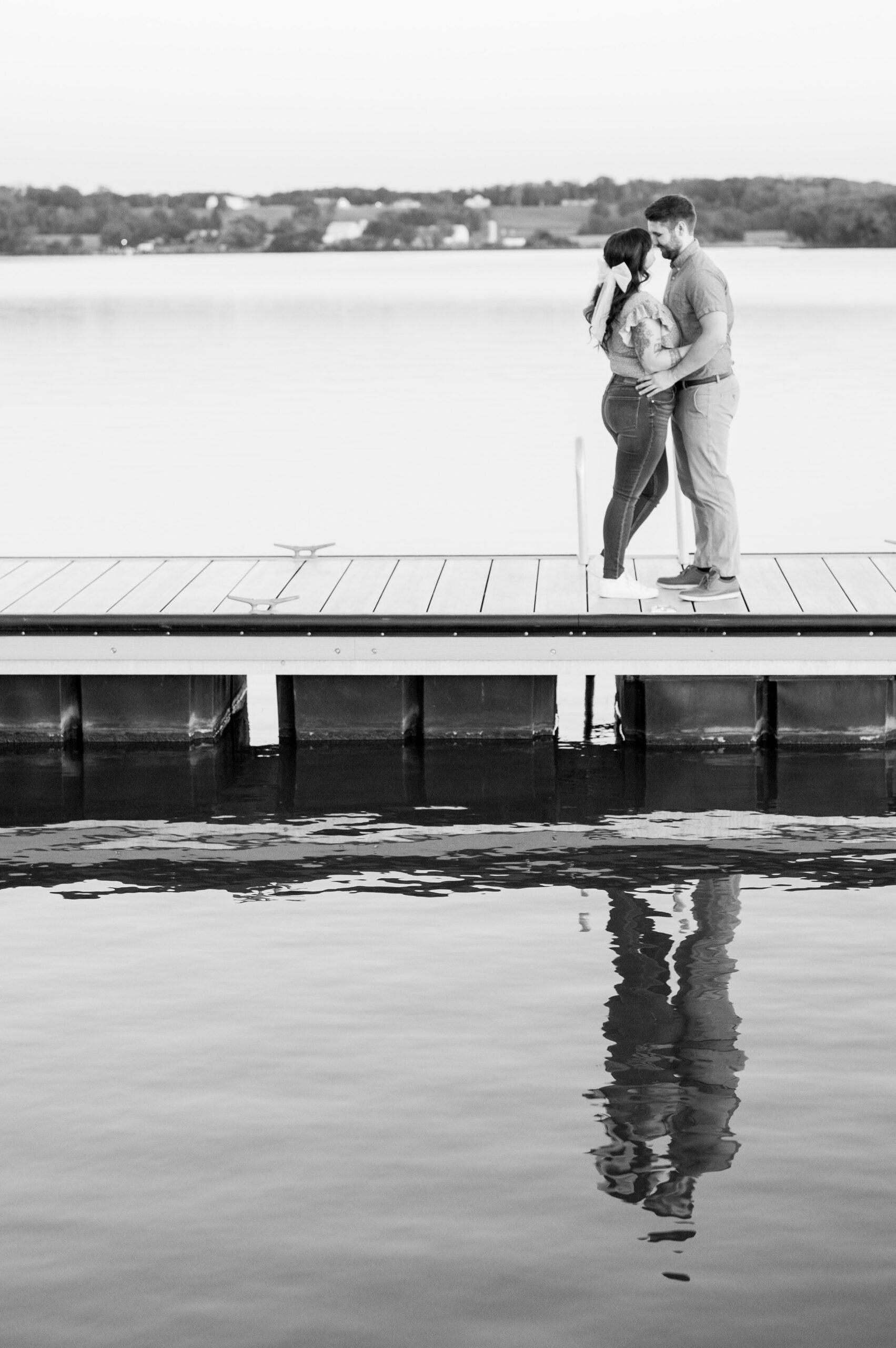 Engagement session in Southern Maryland photographed by Baltimore Wedding Photographer Cait Kramer.