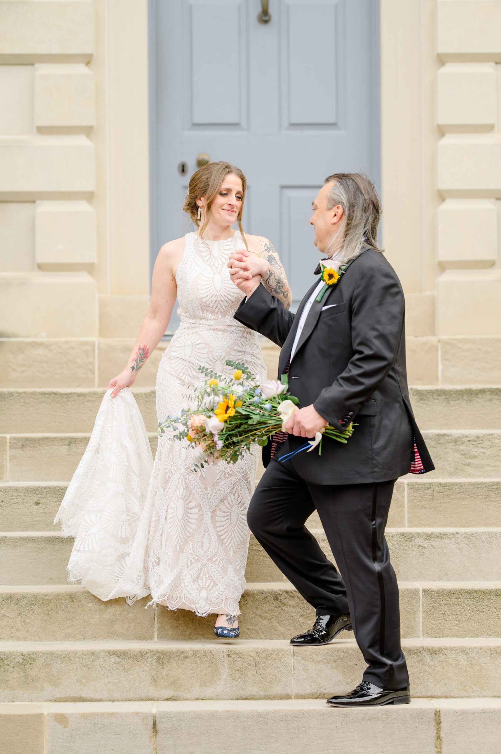 Spring Wedding at the Mount Vernon Inn Restaurant Wedding in Alexandria, Virginia photographed by Baltimore Photographer Cait Kramer Photography.