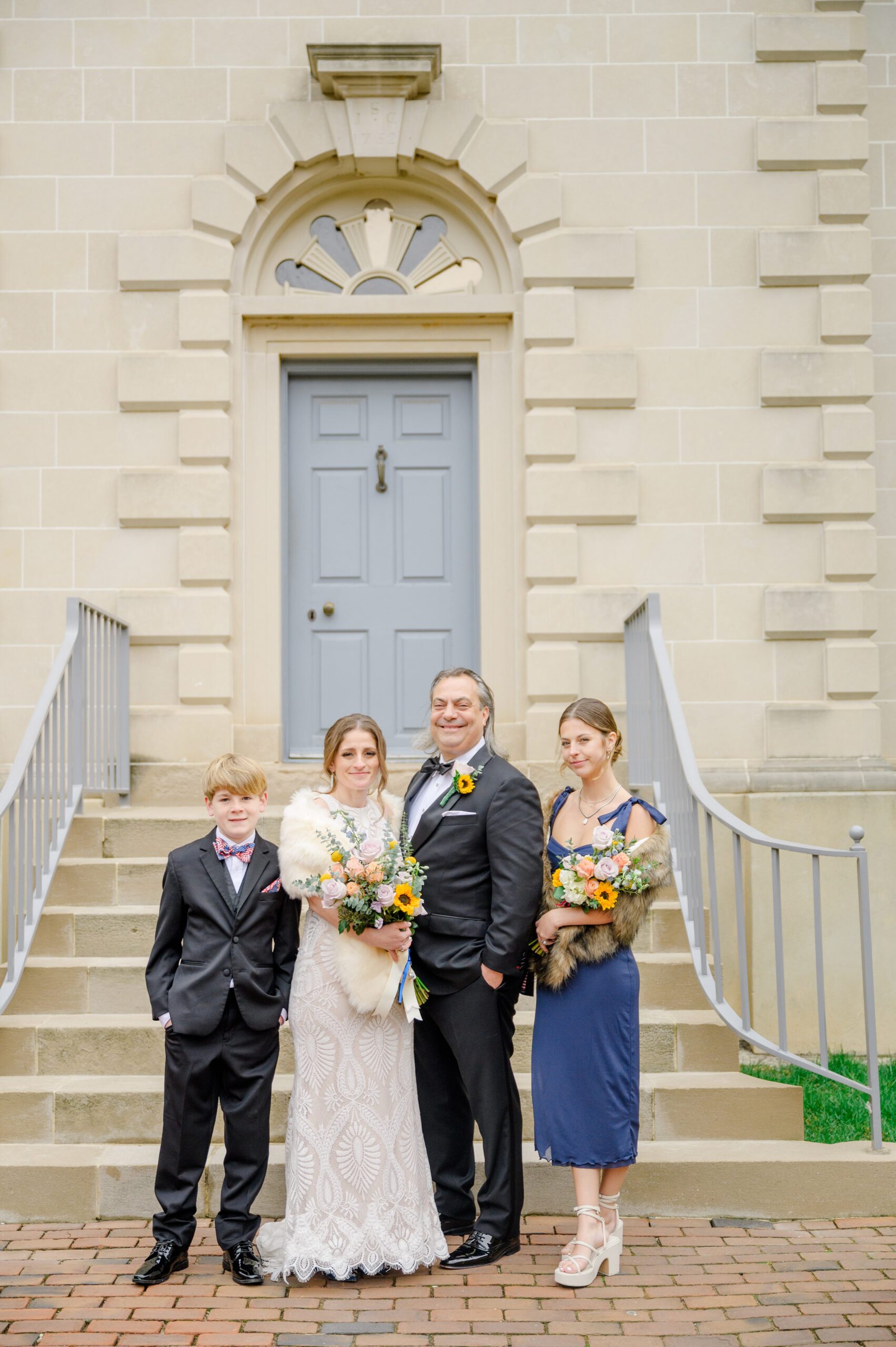 Spring Wedding at the Mount Vernon Inn Restaurant Wedding in Alexandria, Virginia photographed by Baltimore Photographer Cait Kramer Photography.