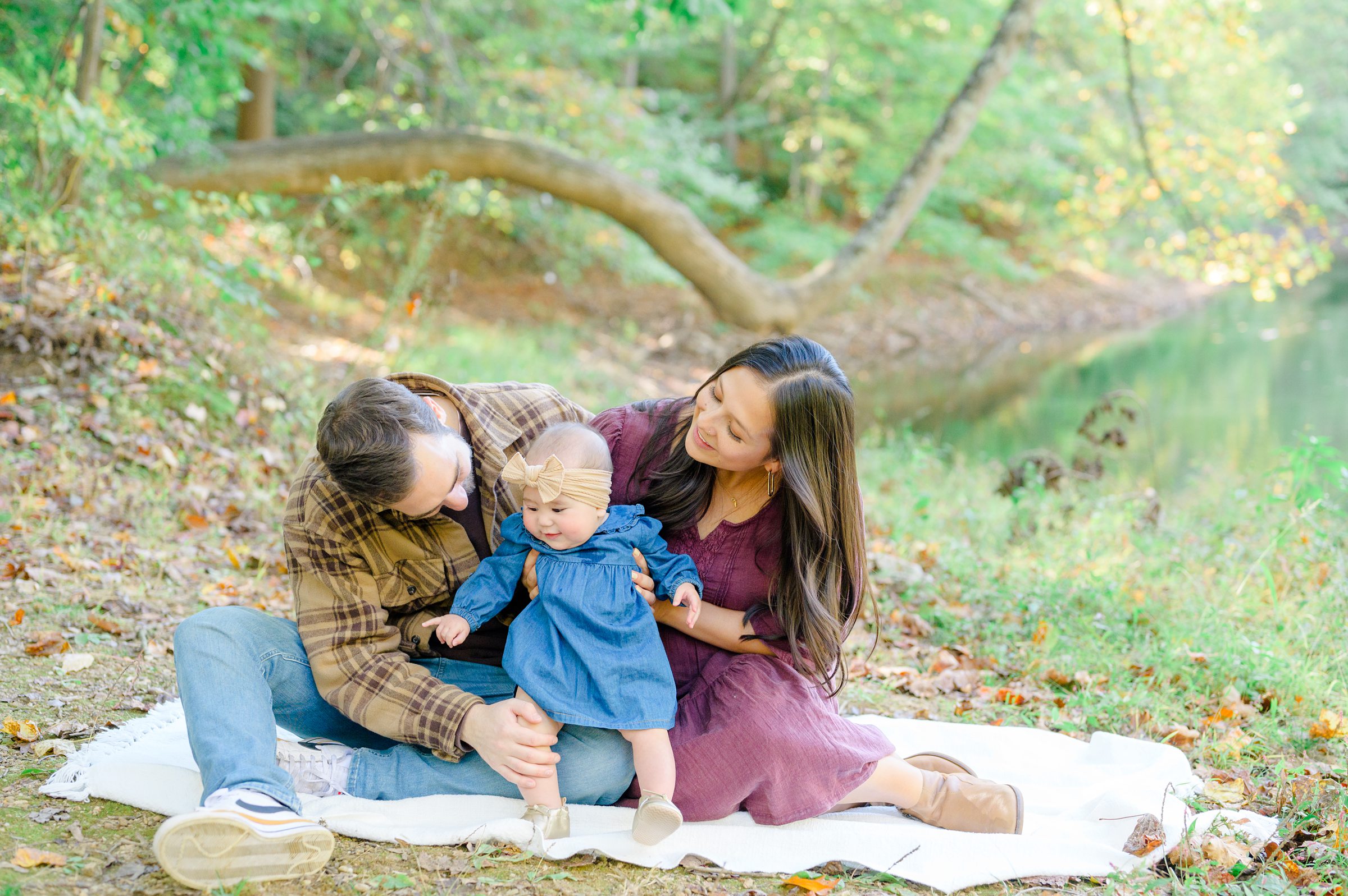 Family photo session at Oregon Ridge Park in Hunt Valley, MD photographed by Baltimore Portrait Photographer Cait Kramer.