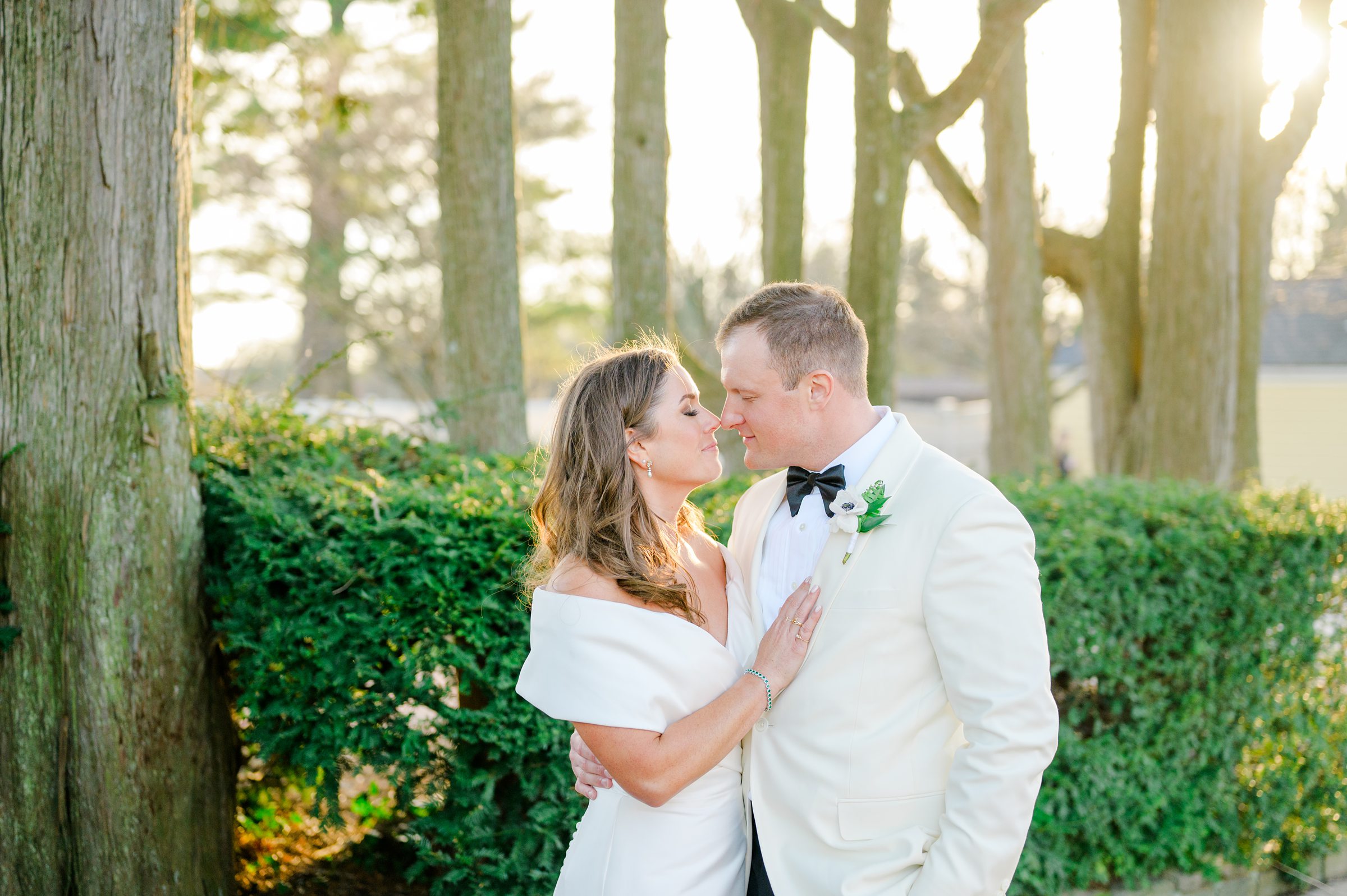 Spring wedding at the Philadelphia Cricket Club photographed by Baltimore Photographer Cait Kramer.