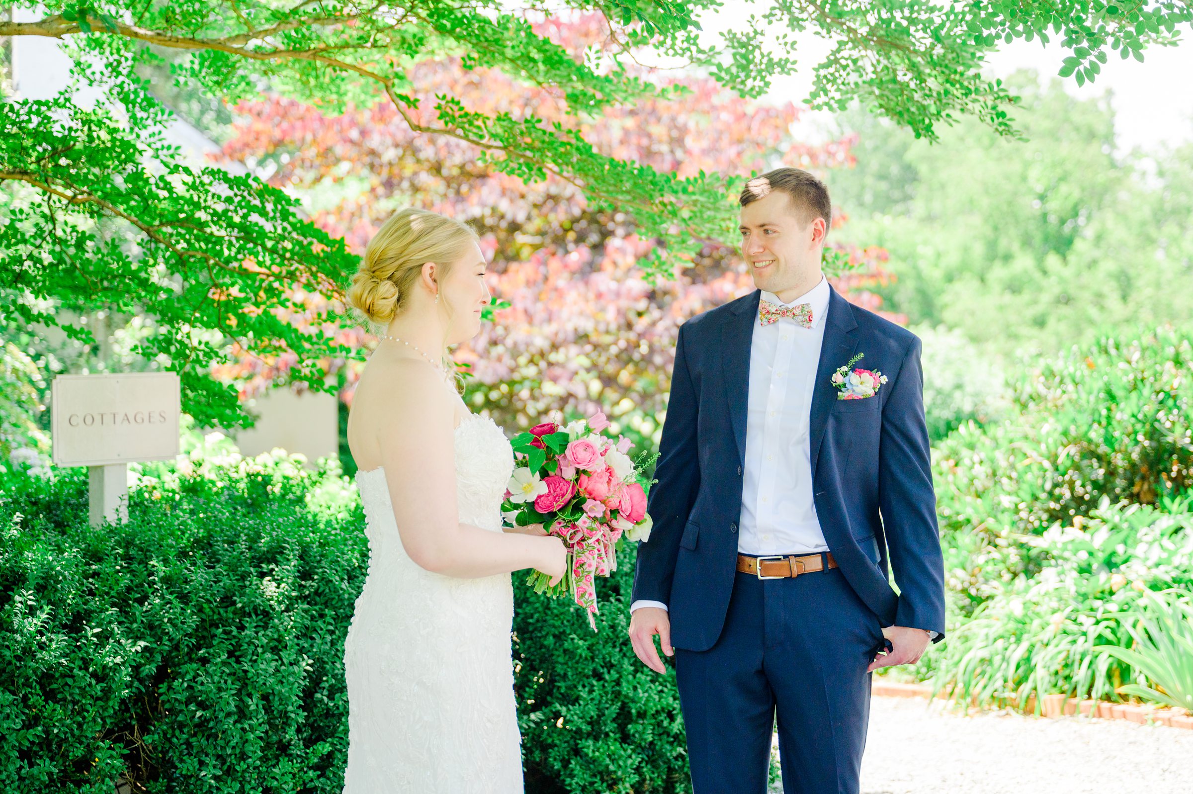 Intimate Clifton Inn Wedding in Charlottesville, Virginia photographed by Baltimore Wedding Photographer Cait Kramer.