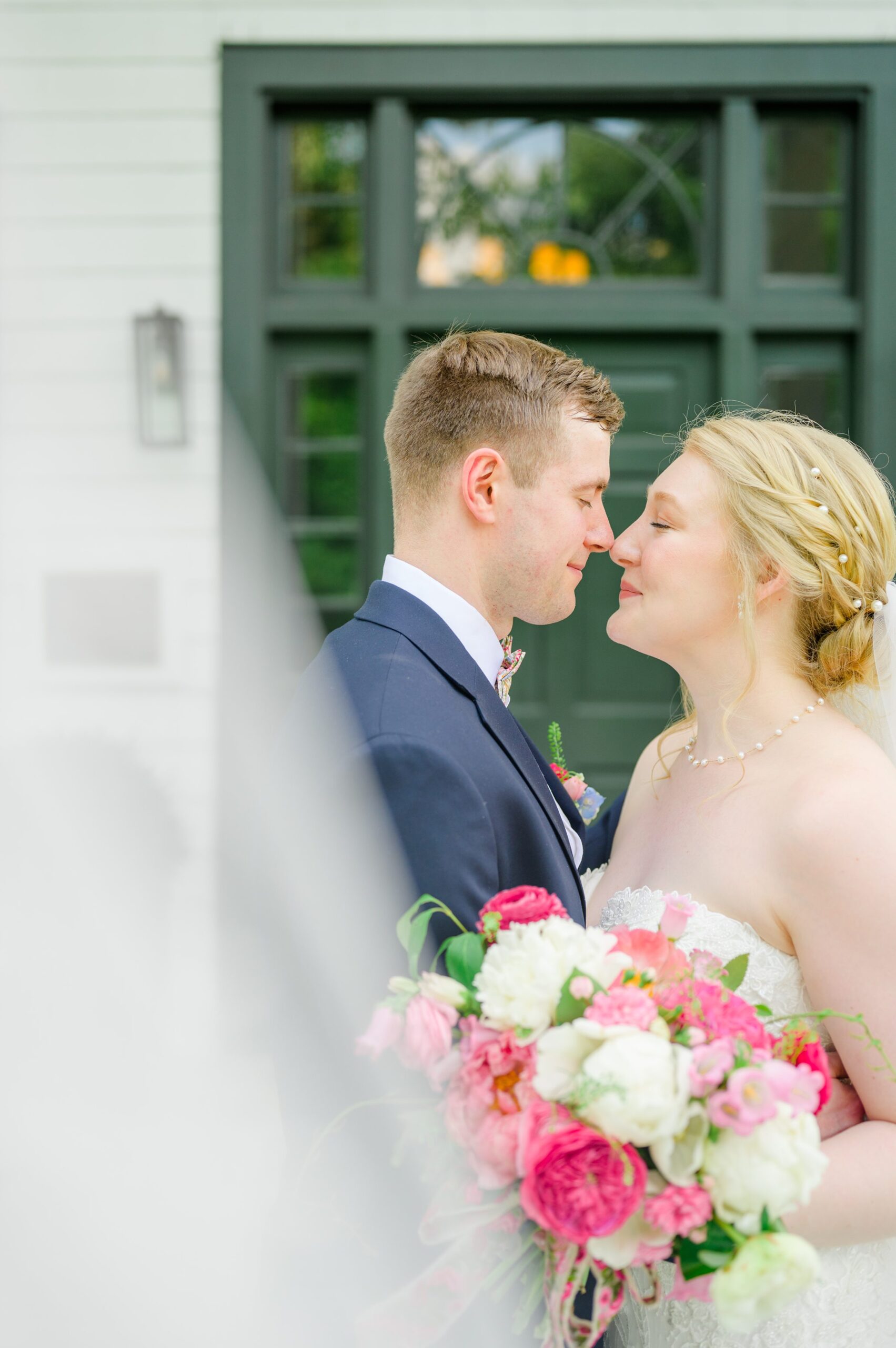 Intimate Clifton Inn Wedding in Charlottesville, Virginia photographed by Baltimore Wedding Photographer Cait Kramer.
