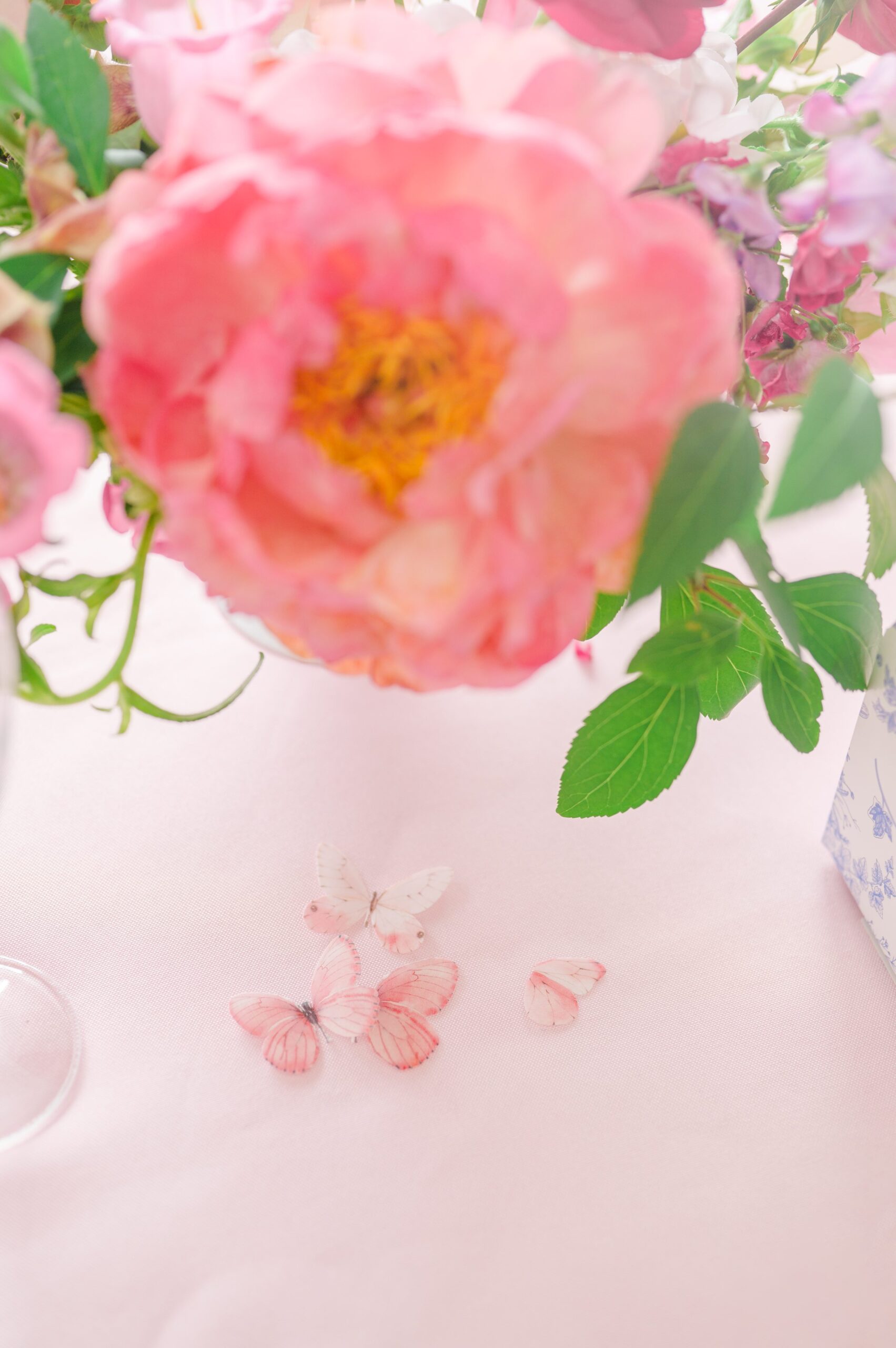 Intimate Clifton Inn Wedding in Charlottesville, Virginia photographed by Baltimore Wedding Photographer Cait Kramer.