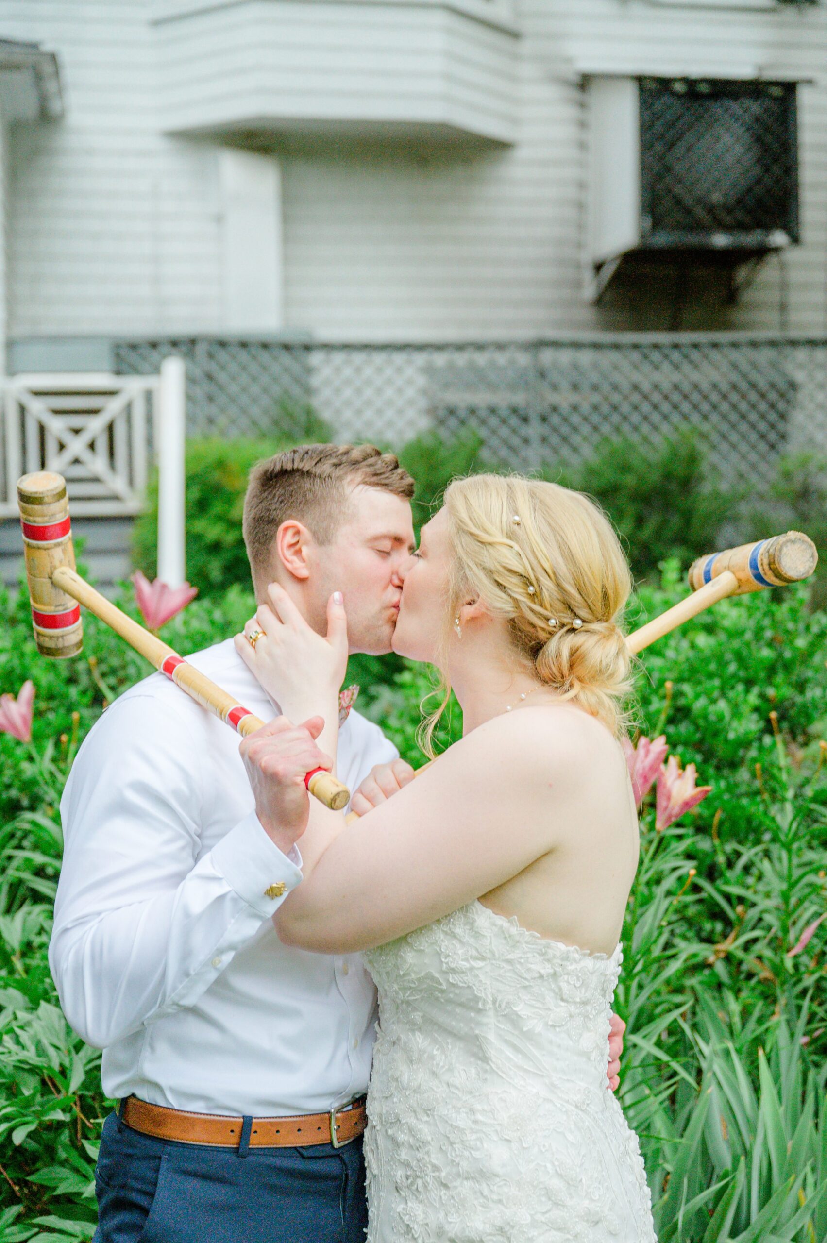 Intimate Clifton Inn Wedding in Charlottesville, Virginia photographed by Baltimore Wedding Photographer Cait Kramer.