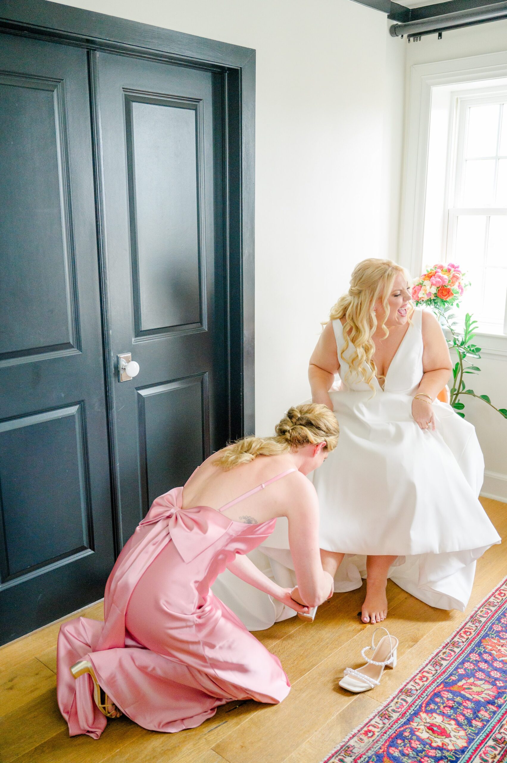Vibrant Spring wedding day at The Loom Baltimore in Maryland photographed by Baltimore Wedding Photographer Cait Kramer Photography