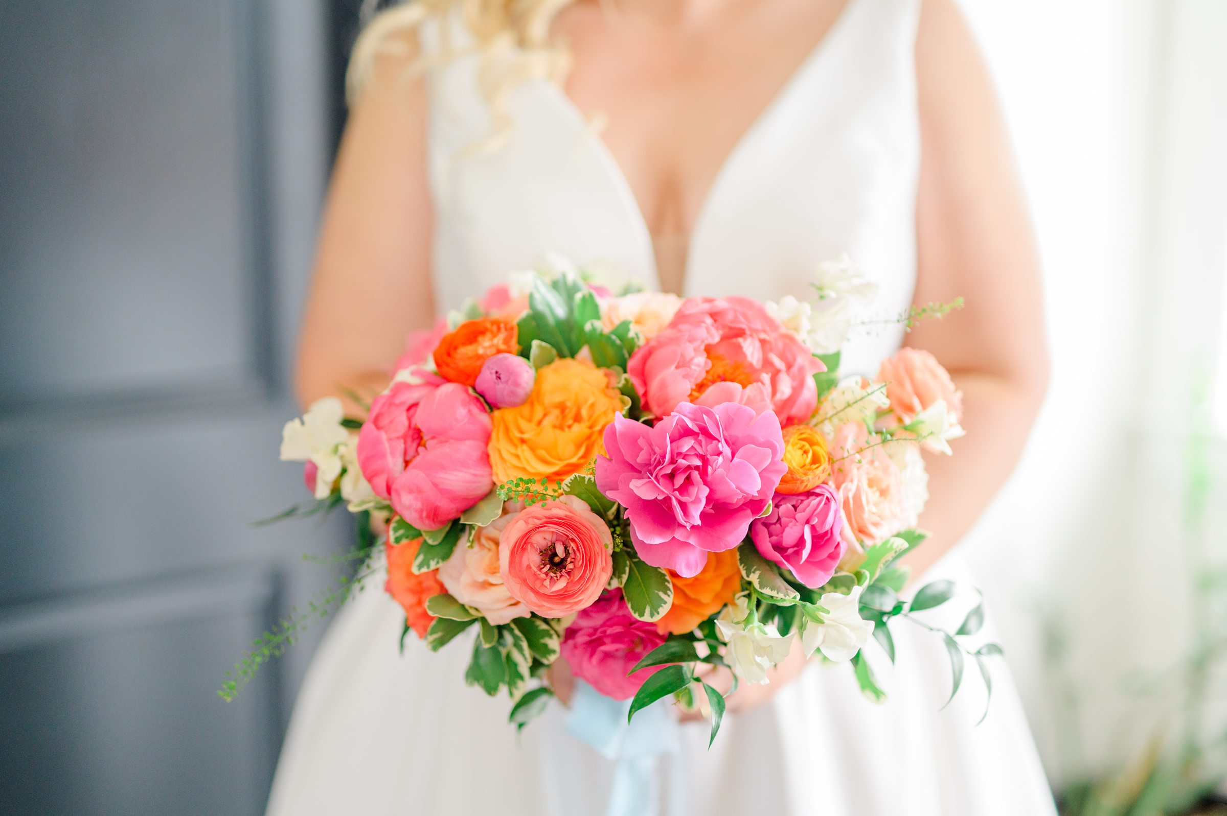 Vibrant Spring wedding day at The Loom Baltimore in Maryland photographed by Baltimore Wedding Photographer Cait Kramer Photography