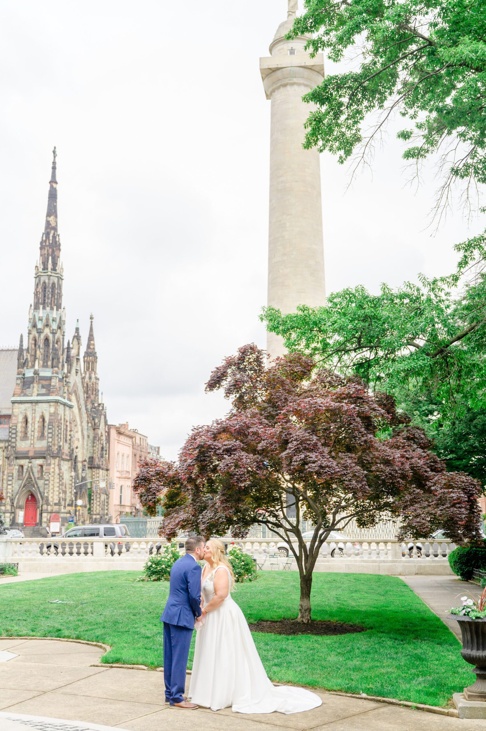 Vibrant Spring wedding day at The Loom Baltimore in Maryland photographed by Baltimore Wedding Photographer Cait Kramer Photography