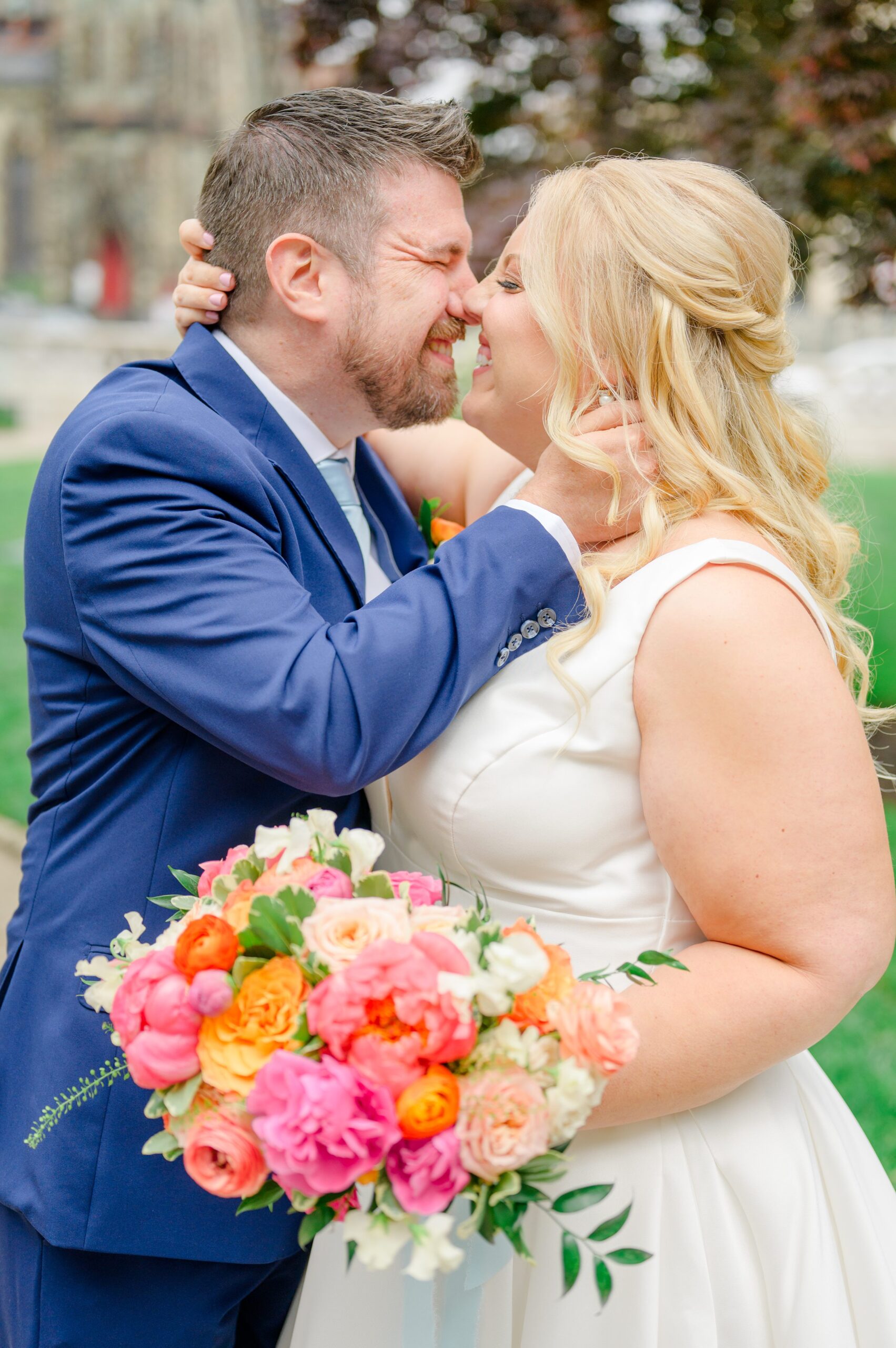 Vibrant Spring wedding day at The Loom Baltimore in Maryland photographed by Baltimore Wedding Photographer Cait Kramer Photography
