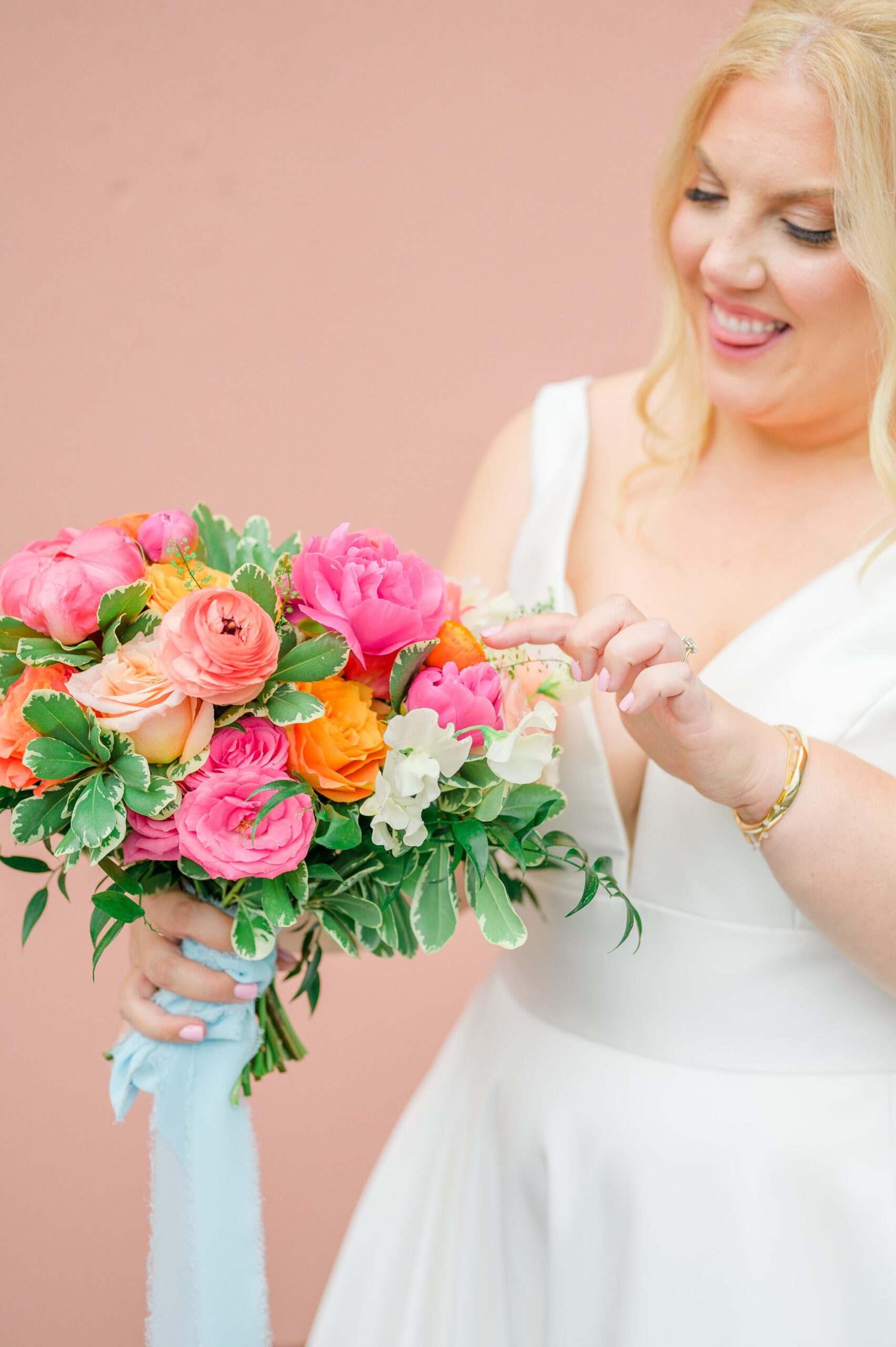 Vibrant Spring wedding day at The Loom Baltimore in Maryland photographed by Baltimore Wedding Photographer Cait Kramer Photography