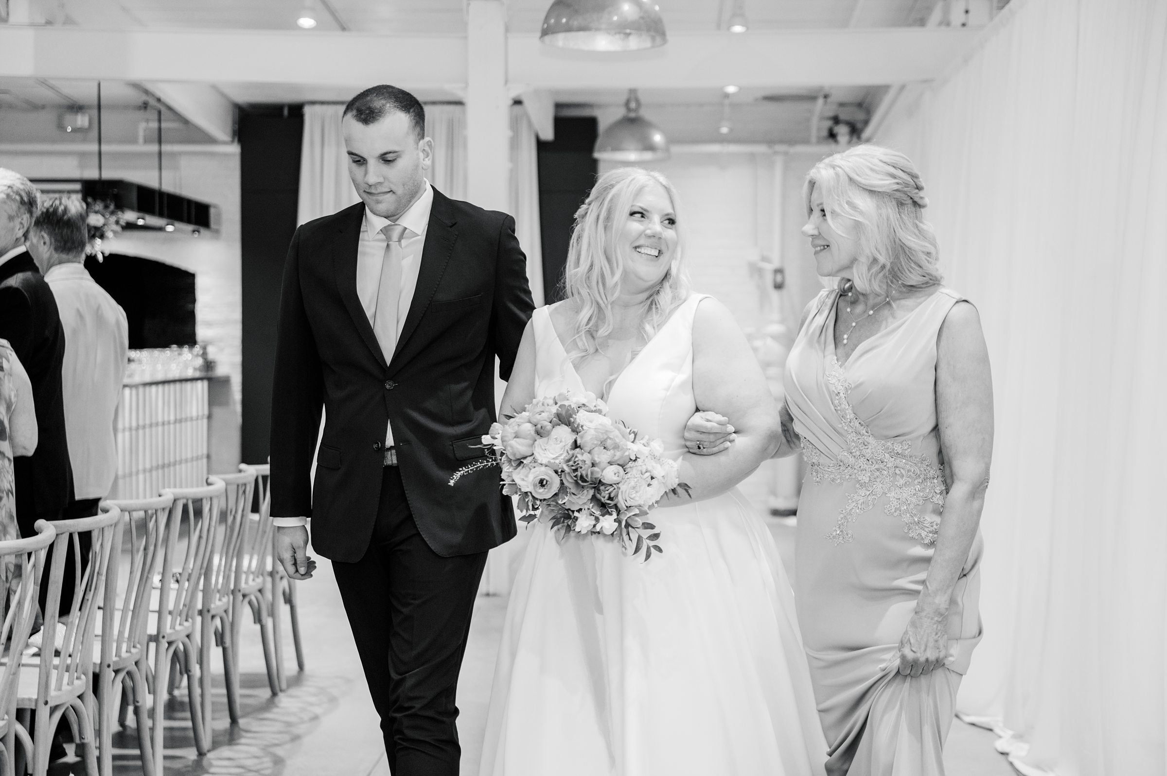 Vibrant Spring wedding day at The Loom Baltimore in Maryland photographed by Baltimore Wedding Photographer Cait Kramer Photography