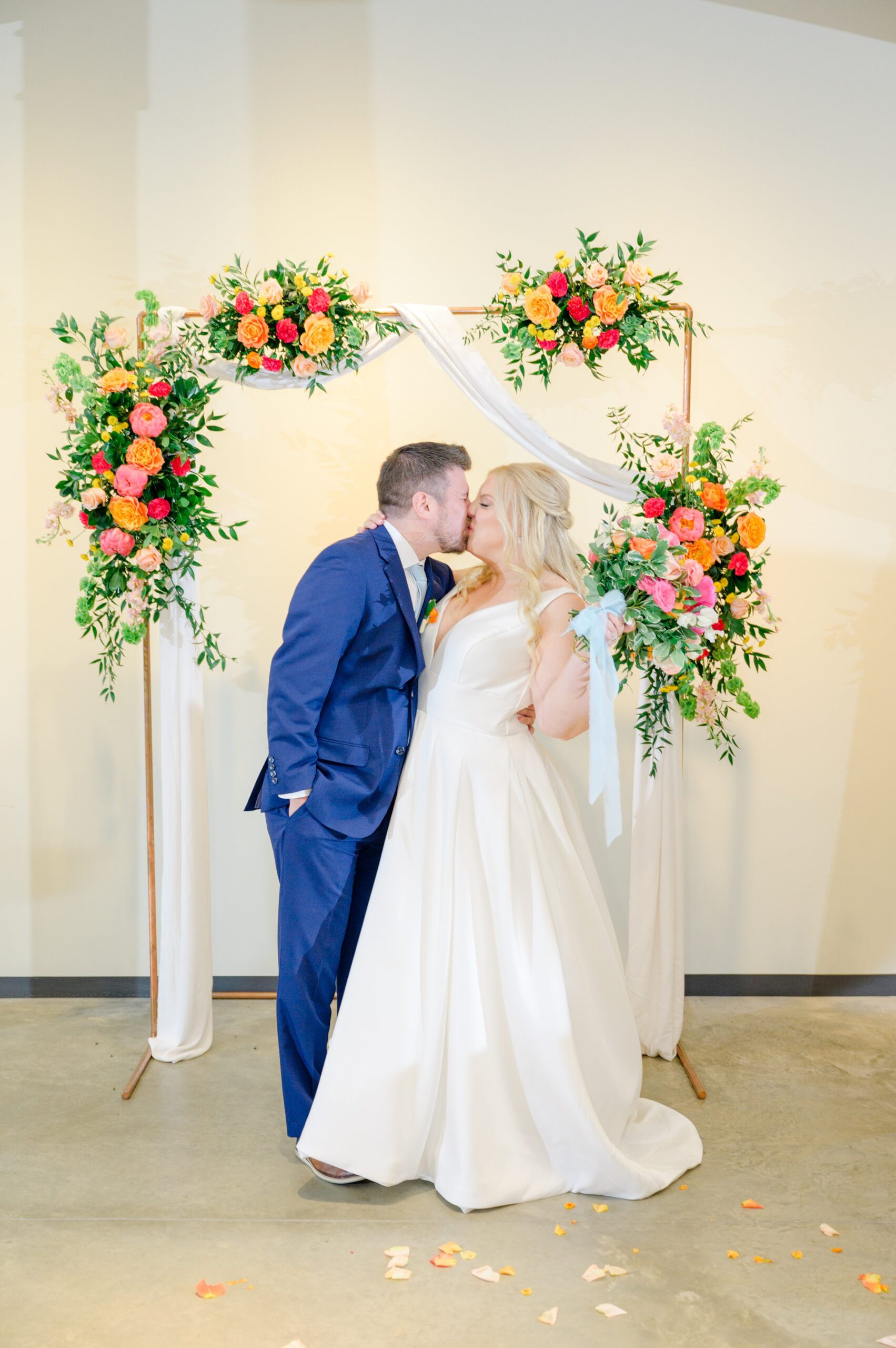 Vibrant Spring wedding day at The Loom Baltimore in Maryland photographed by Baltimore Wedding Photographer Cait Kramer Photography