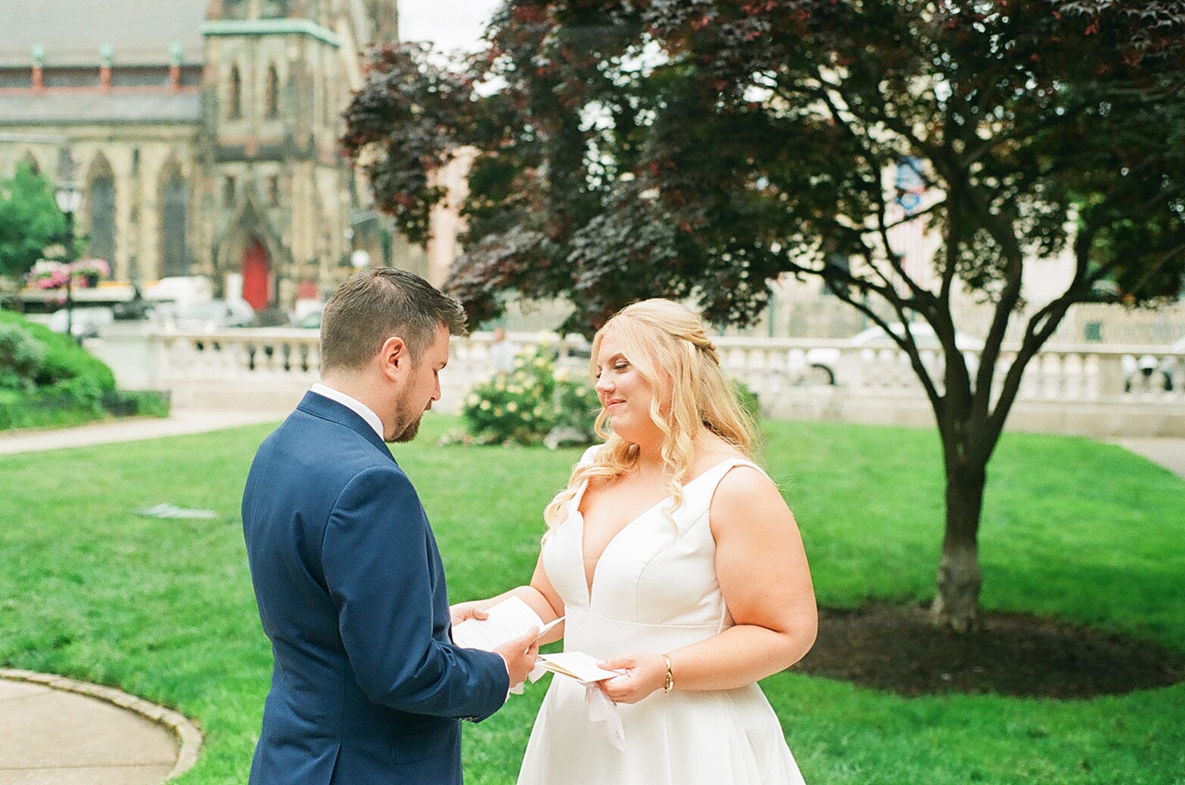 Vibrant Spring wedding day at The Loom Baltimore in Maryland photographed by Baltimore Wedding Photographer Cait Kramer Photography