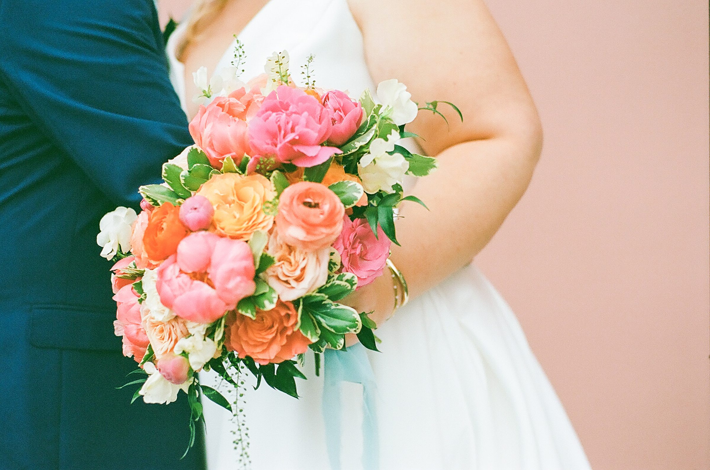 Vibrant Spring wedding day at The Loom Baltimore in Maryland photographed by Baltimore Wedding Photographer Cait Kramer Photography