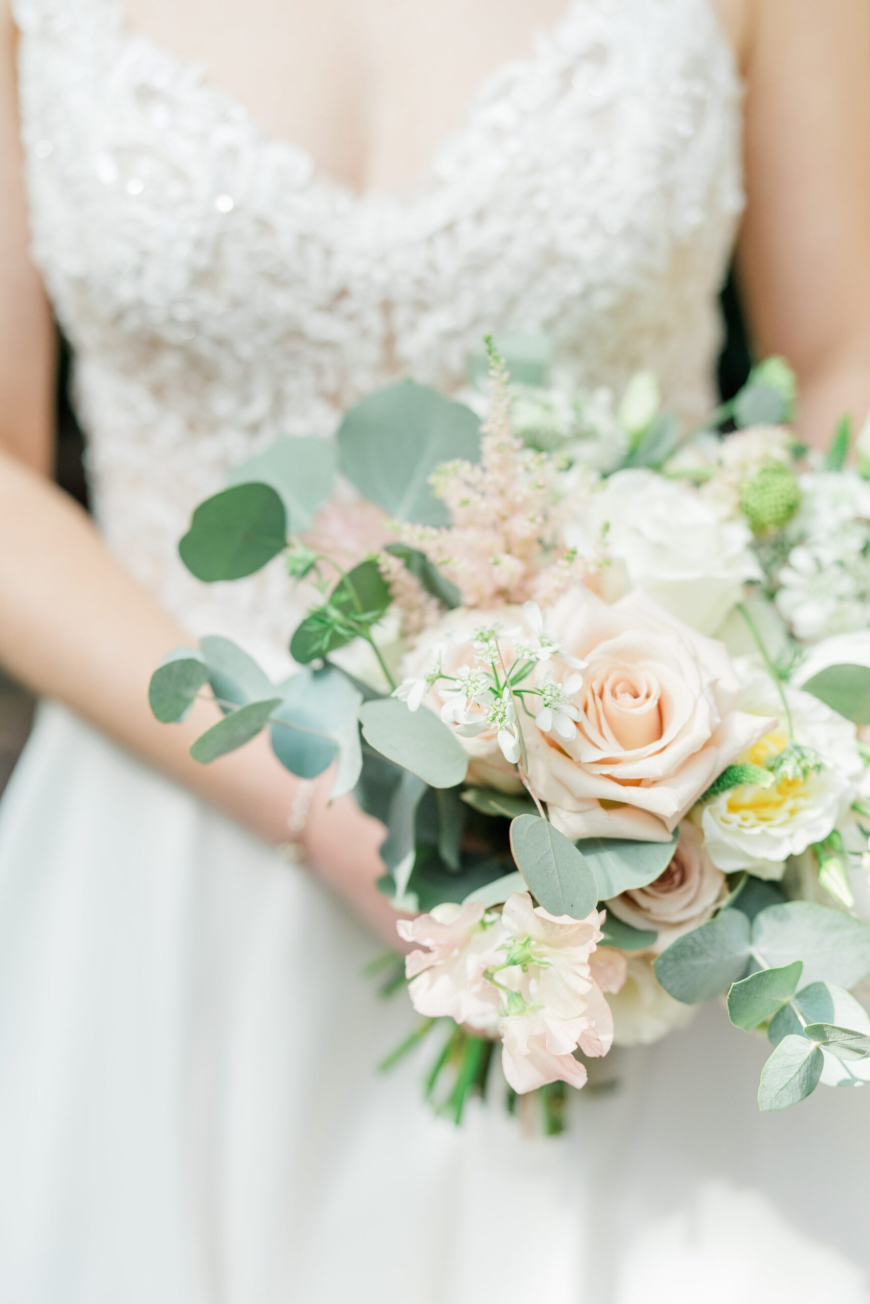 Spring wedding day at The Atrium at Meadowlark Botanical Gardens Photographed by Baltimore Wedding Photographer Cait Kramer Photography