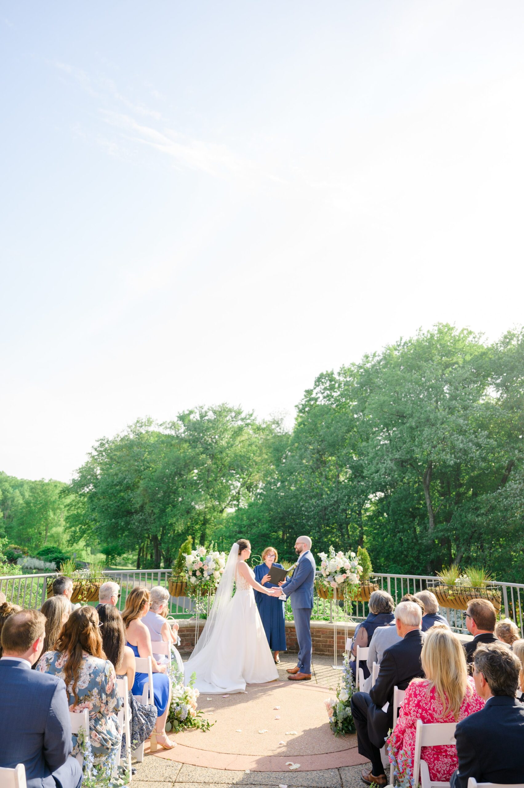 Spring wedding day at The Atrium at Meadowlark Botanical Gardens Photographed by Baltimore Wedding Photographer Cait Kramer Photography