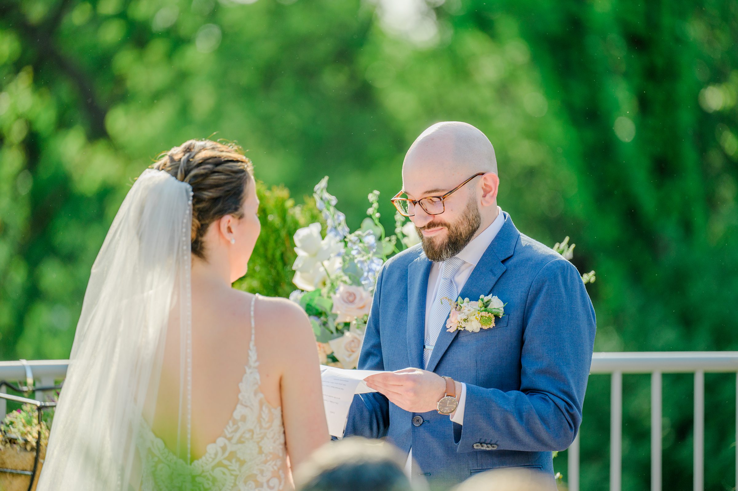 Spring wedding day at The Atrium at Meadowlark Botanical Gardens Photographed by Baltimore Wedding Photographer Cait Kramer Photography