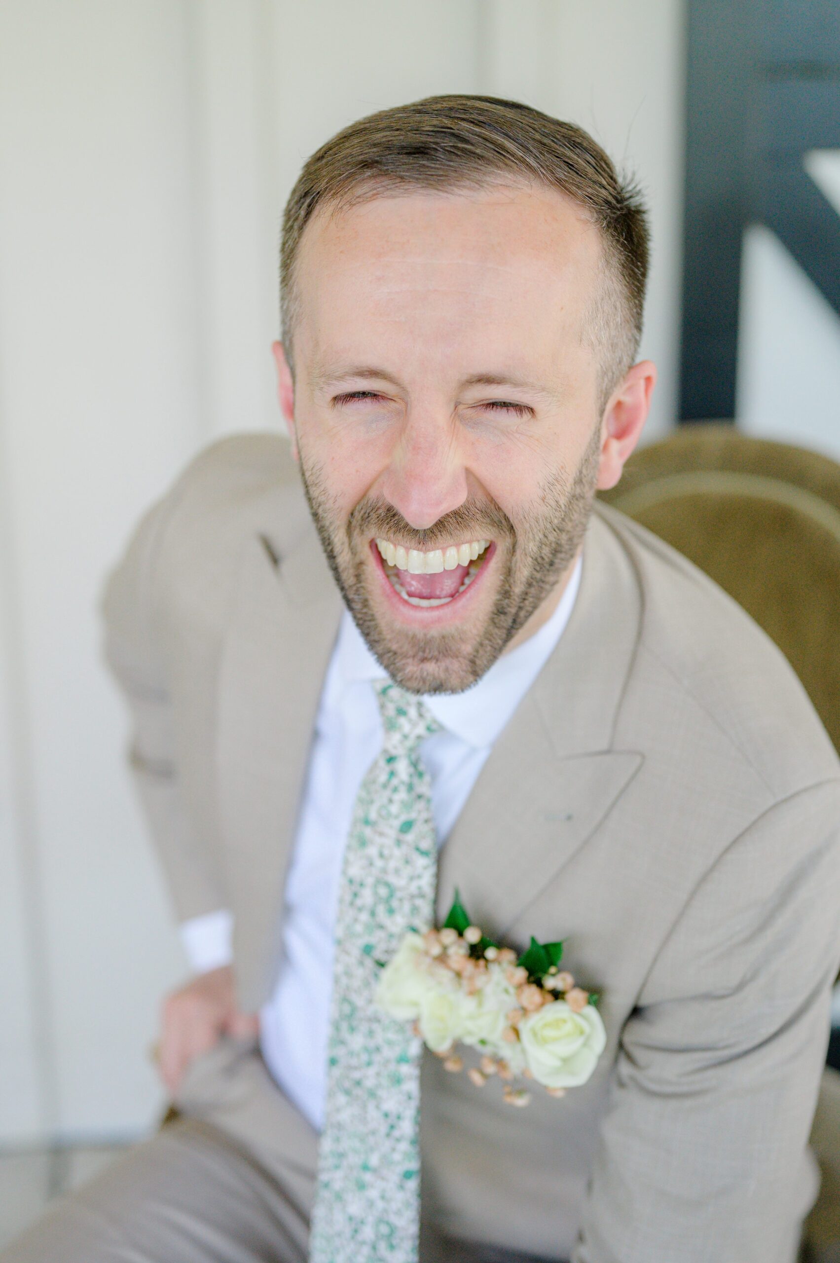 Spring wedding day at Shadow Creek in Purcellville, Virginia photographed by Baltimore Wedding Photographer Cait Kramer Photography