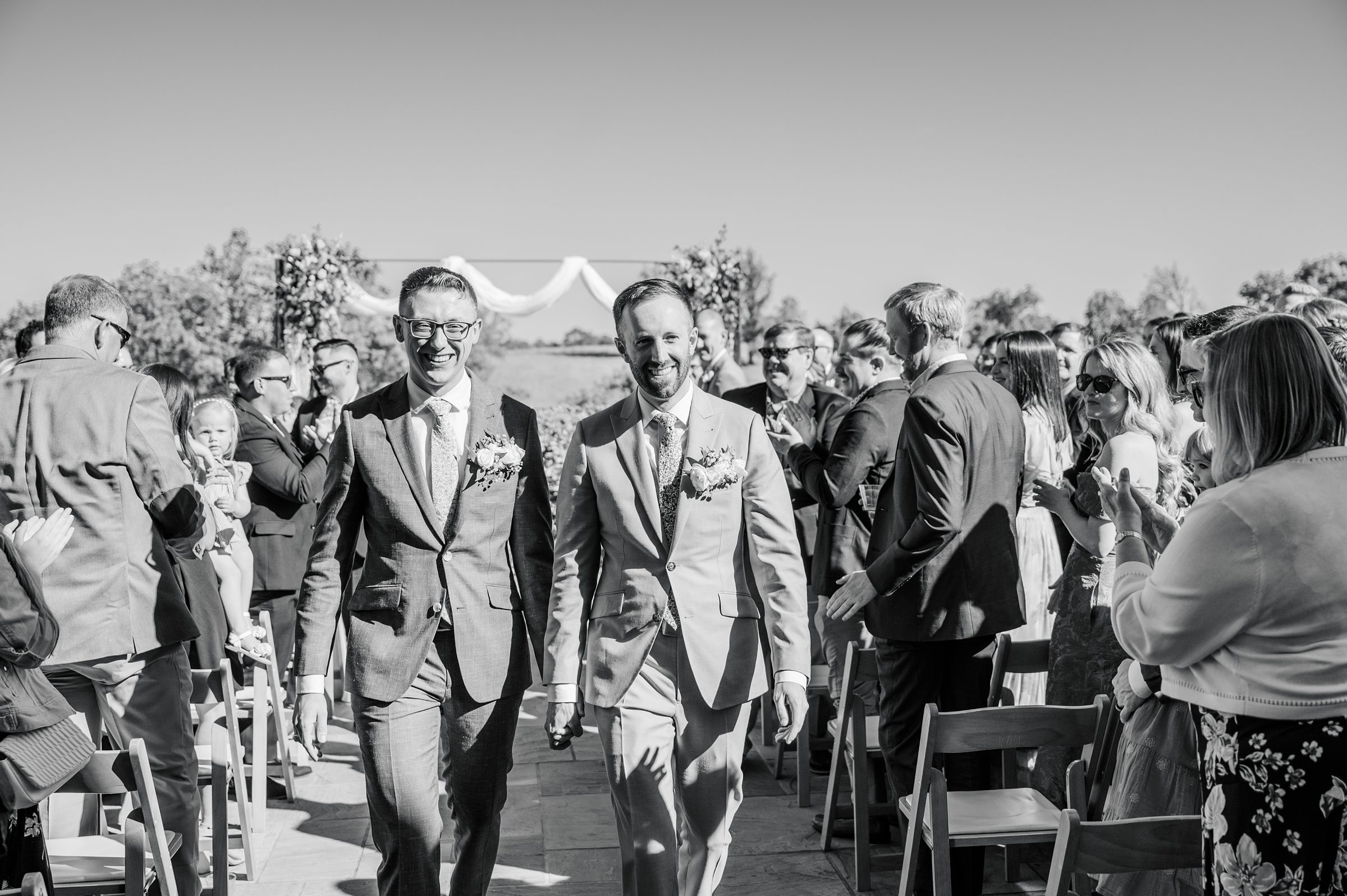 Spring wedding day at Shadow Creek in Purcellville, Virginia photographed by Baltimore Wedding Photographer Cait Kramer Photography