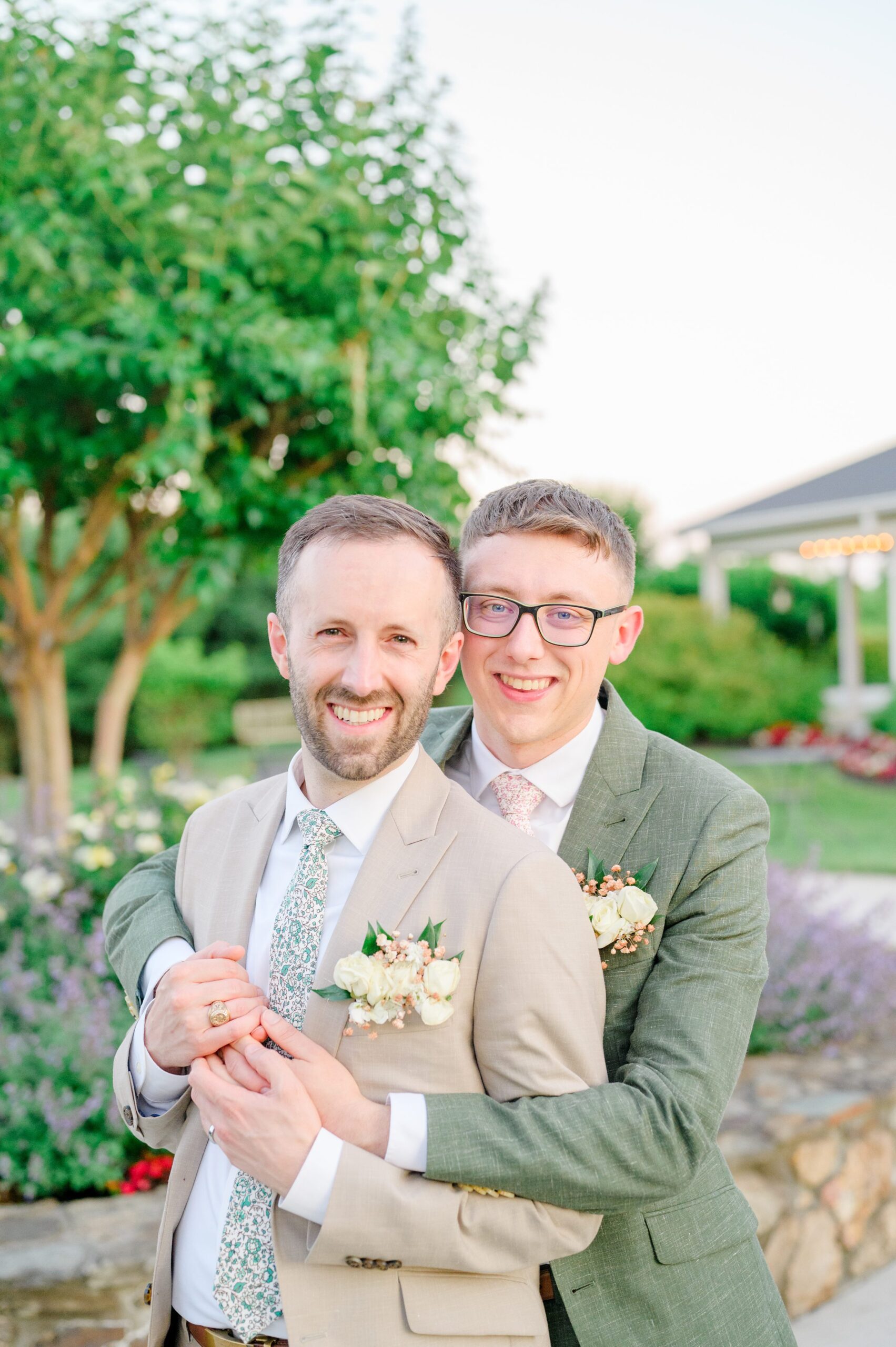Spring wedding day at Shadow Creek in Purcellville, Virginia photographed by Baltimore Wedding Photographer Cait Kramer Photography